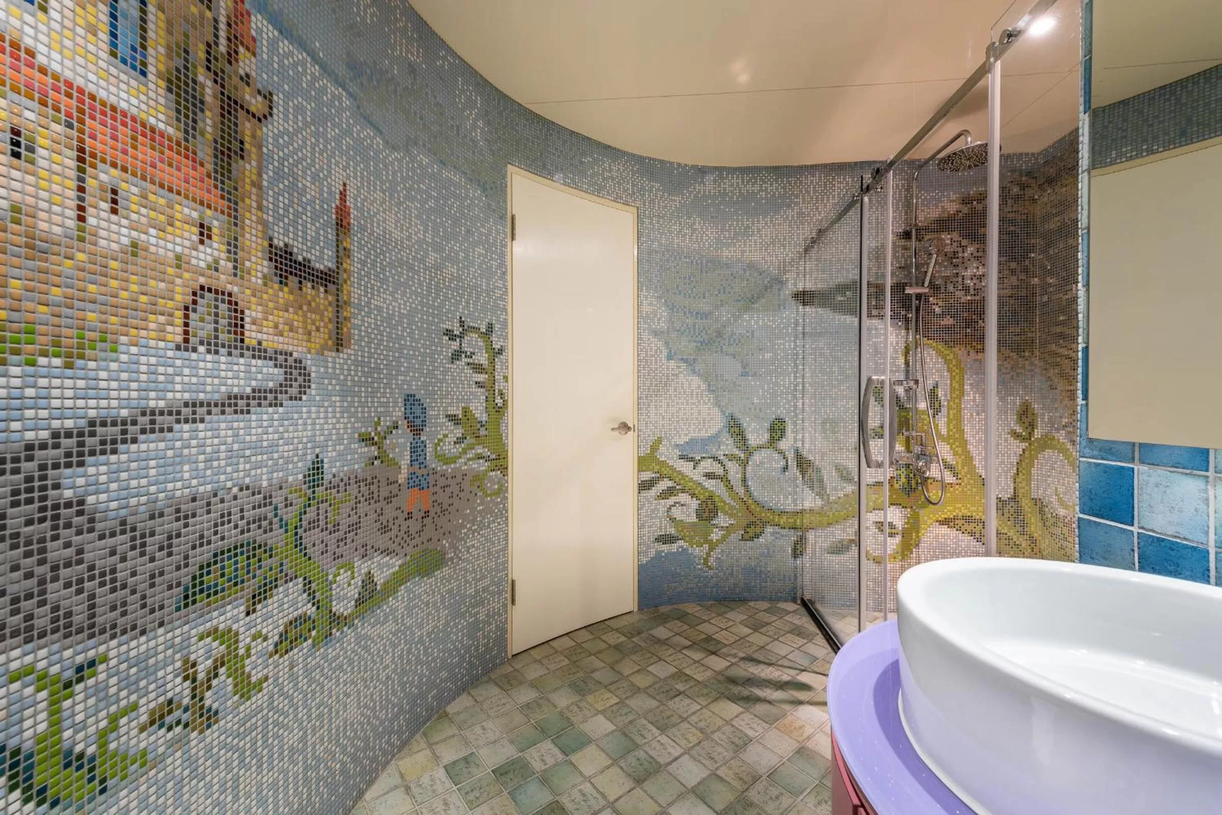 Bathroom in Shichi Hotel