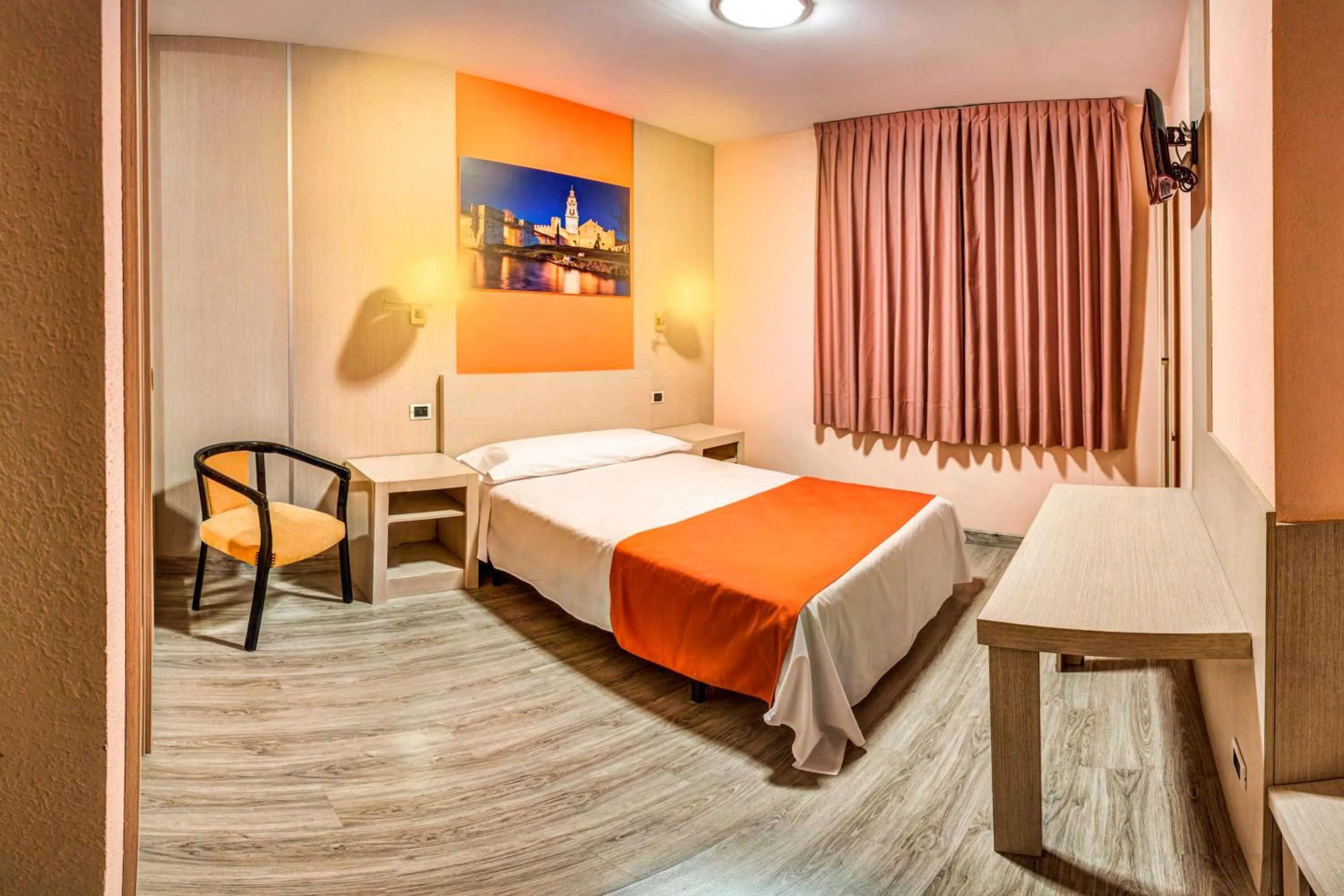 Bed in Hotel Spa Rio Ucero