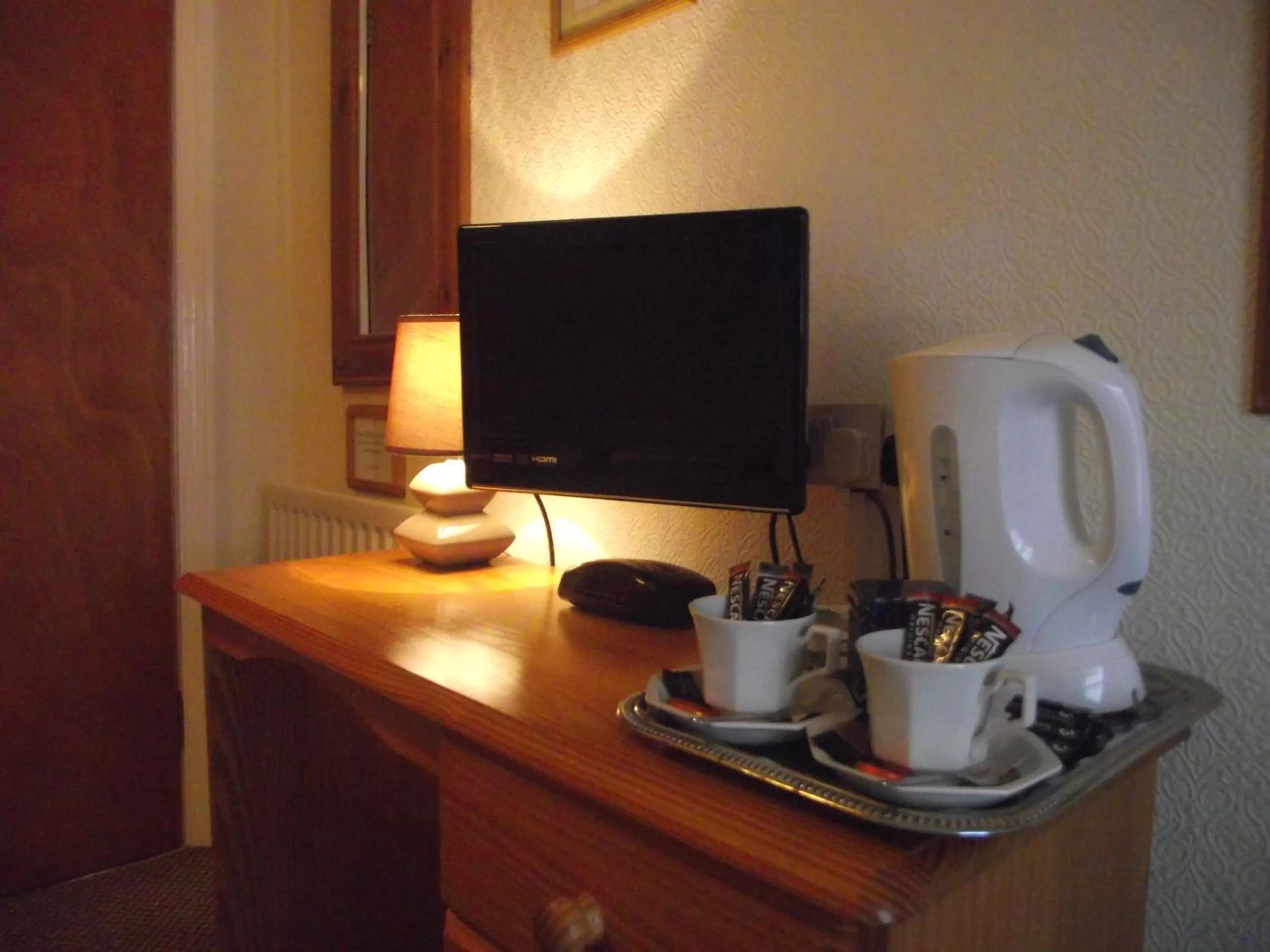 TV and multimedia, TV/Entertainment Center in The Molly House