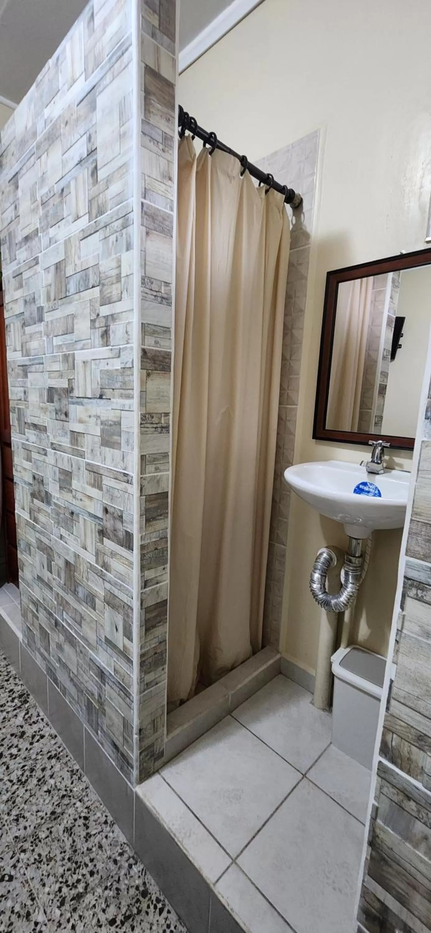 Shower, Bathroom in Casa Altamira