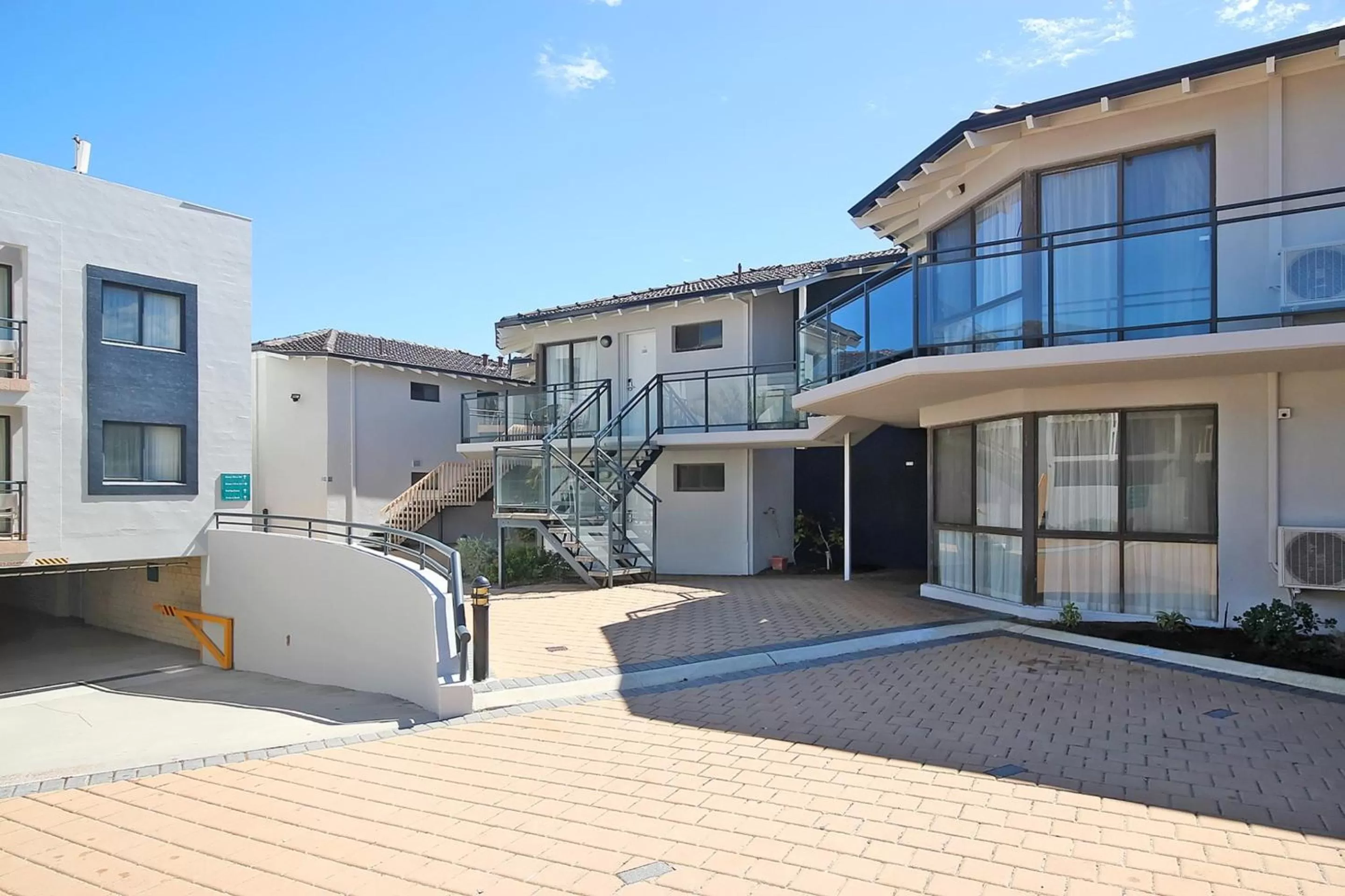 Property building in Quality Resort Sorrento Beach
