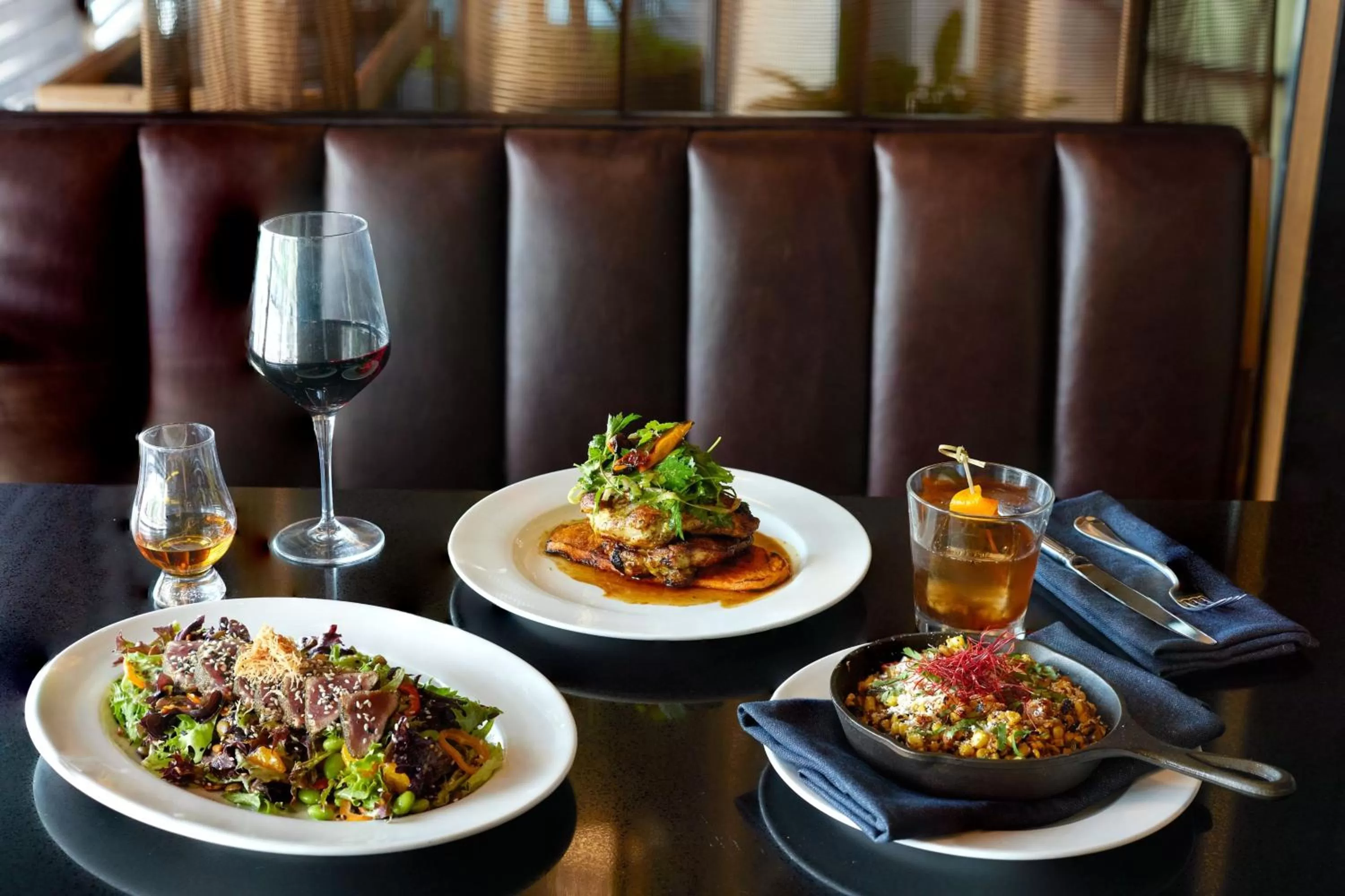 Restaurant/places to eat in AC Hotel by Marriott Austin-University