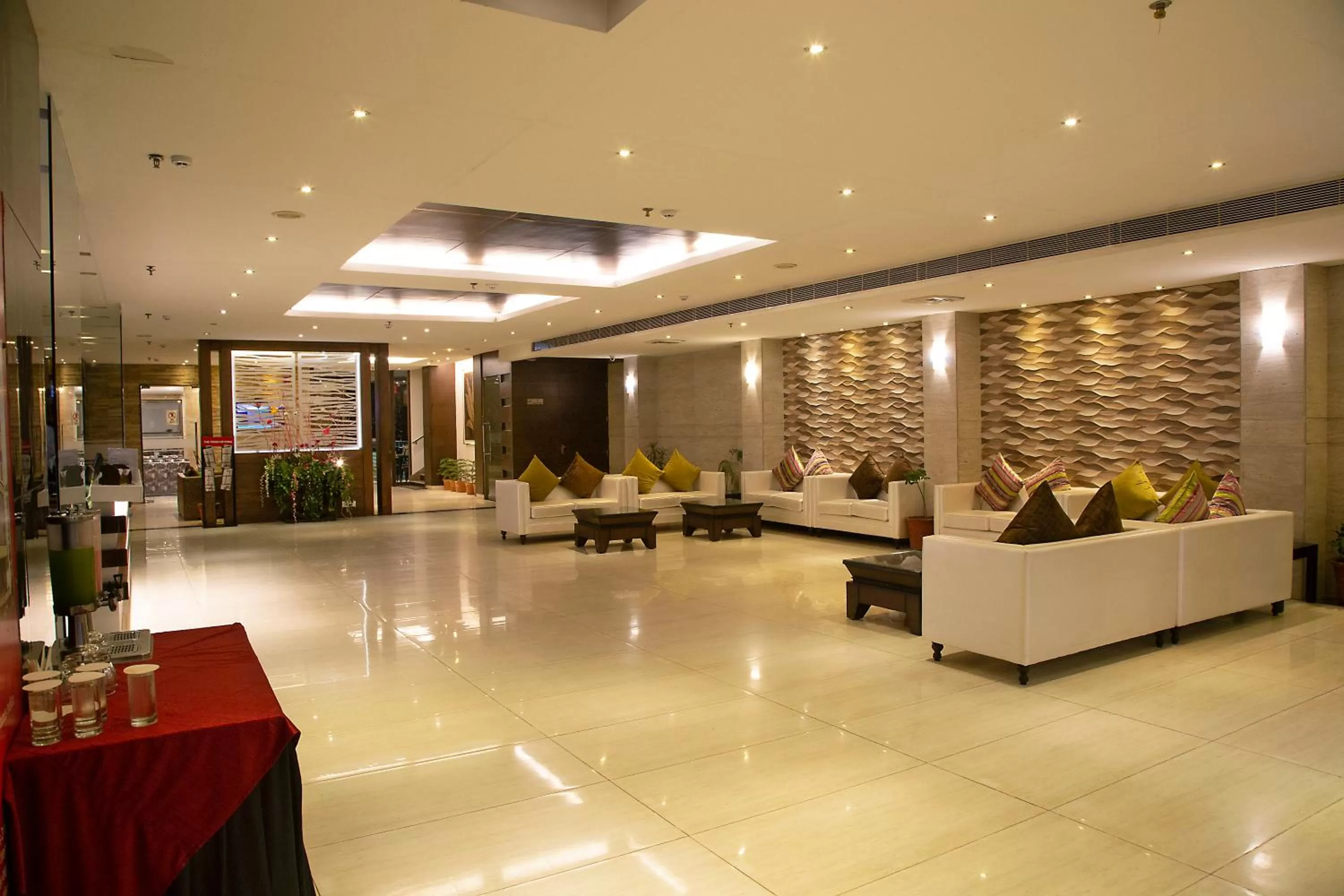 Lobby/Reception in Hotel Sapphire