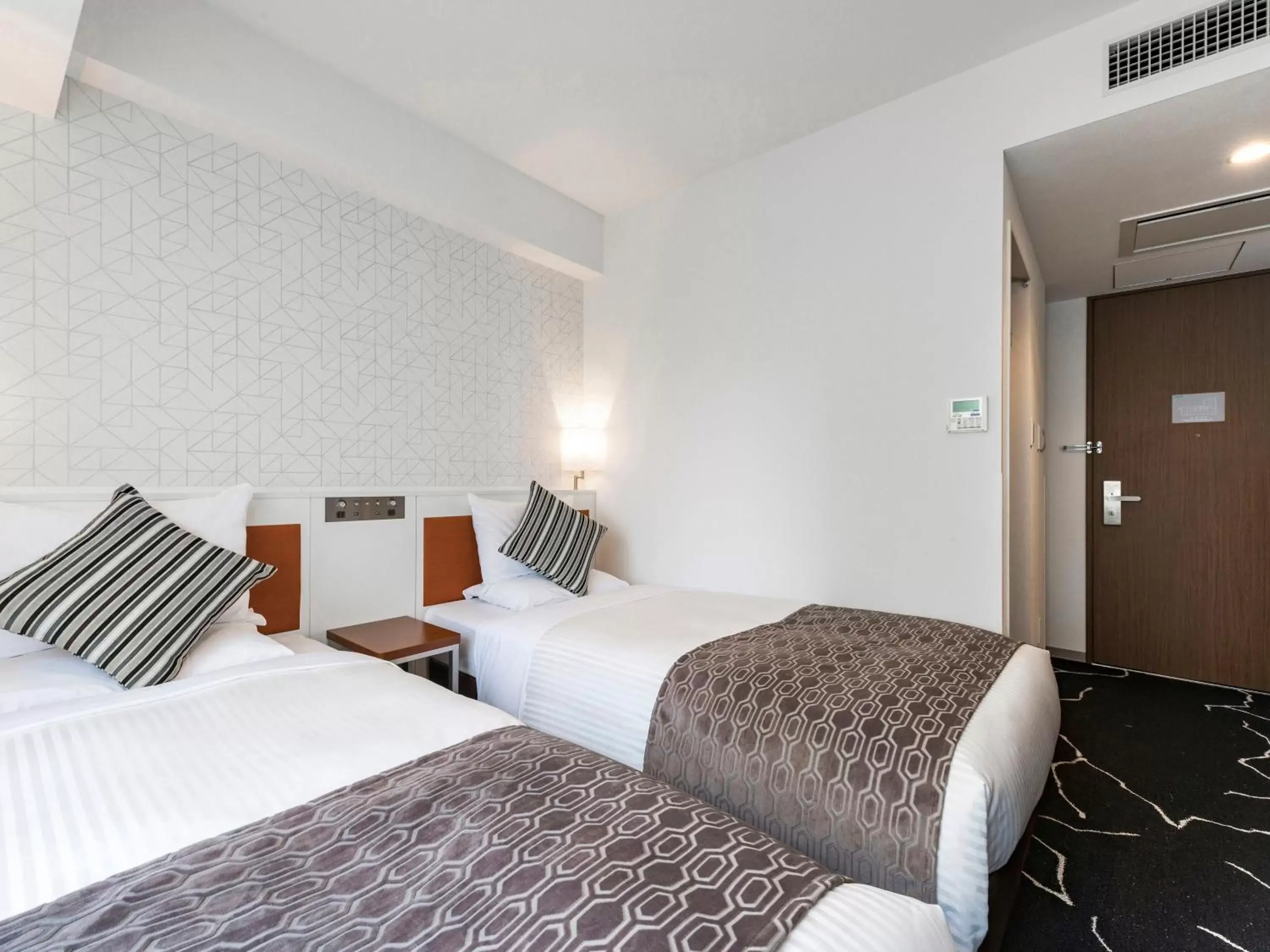 Standard Twin Room - Non-Smoking in HOTEL MYSTAYS Sapporo Station Standard Twin Room - Non-Smoking in HOTEL MYSTAYS Sapporo Station