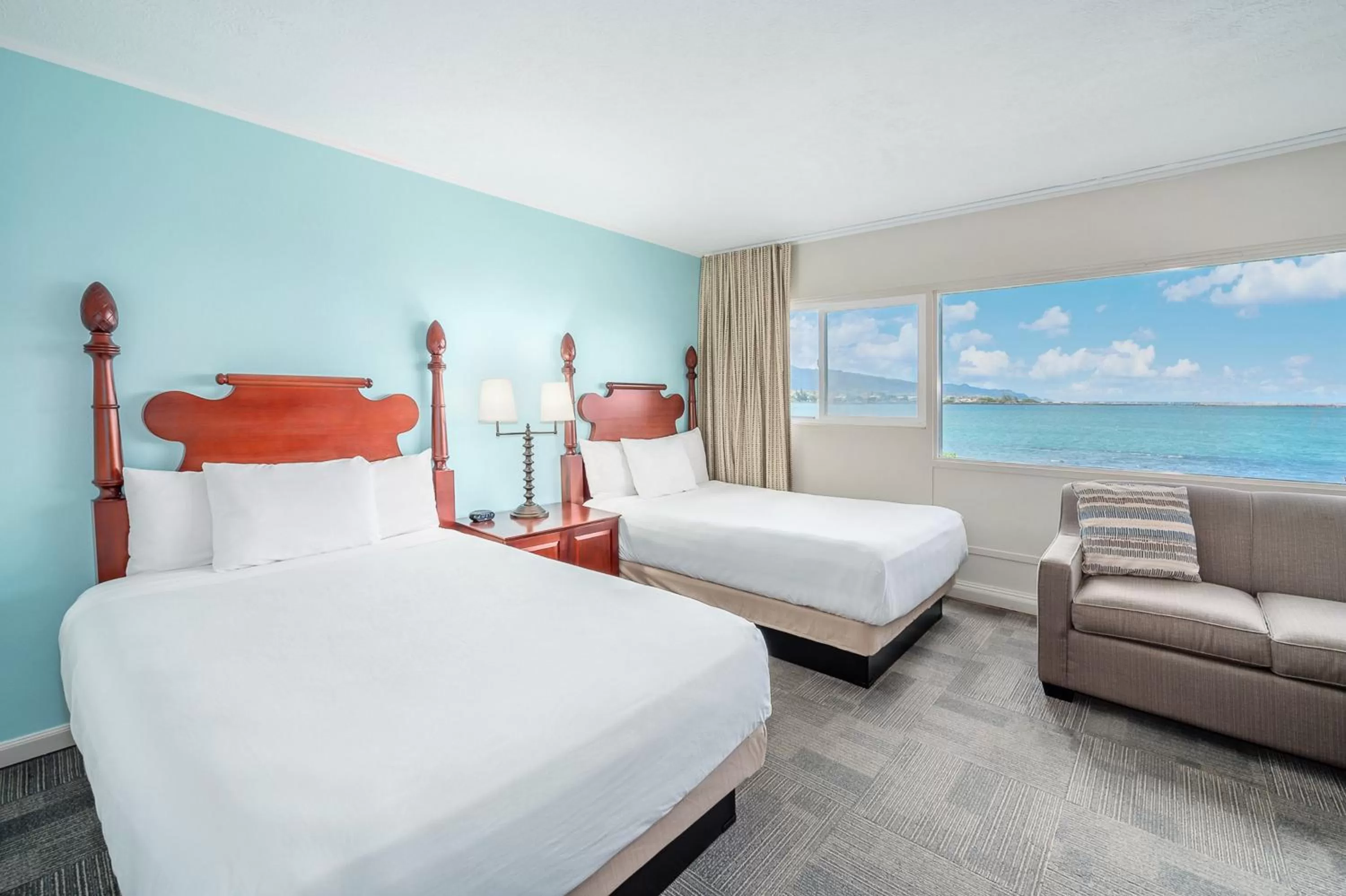 Bed in Maui Beach Hotel