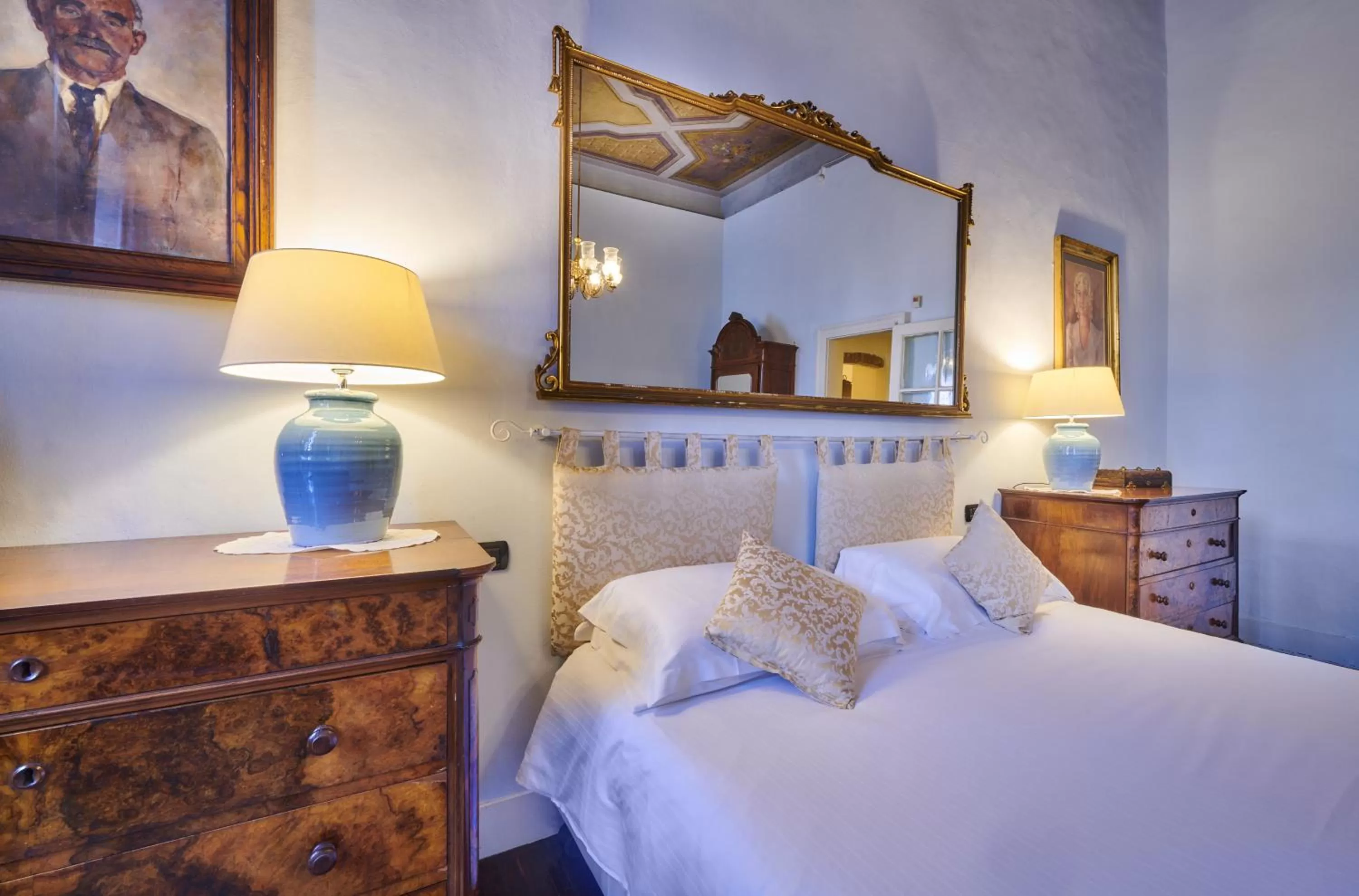 Bed in Villa Annamaria B&B