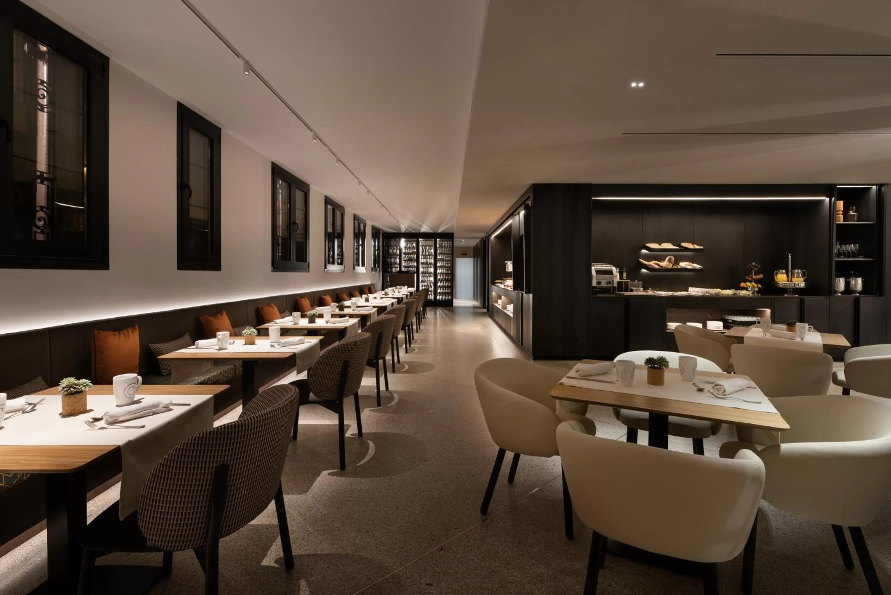 Restaurant/places to eat in Áurea Palacio de Correos by Eurostars Hotel Company