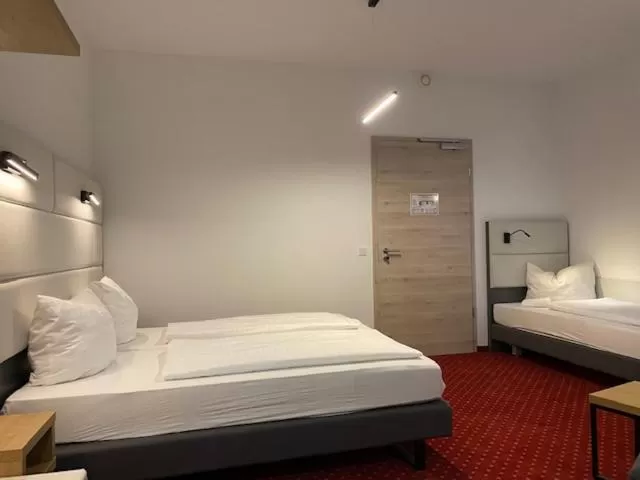 Bed in Hotel Continental
