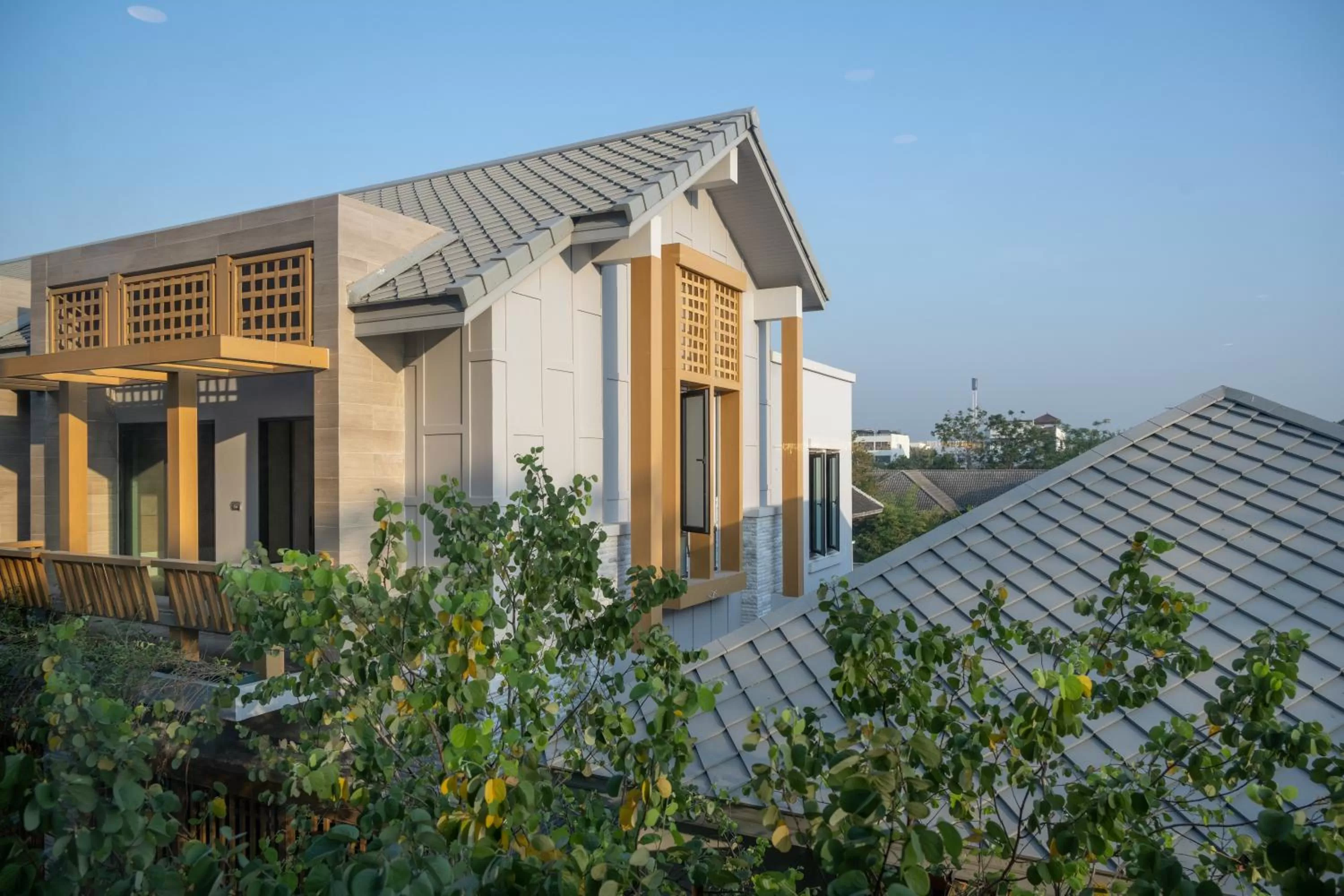 Property building in SHAN Villas Sukhumvit ฌานวิลล่า สุขุมวิท