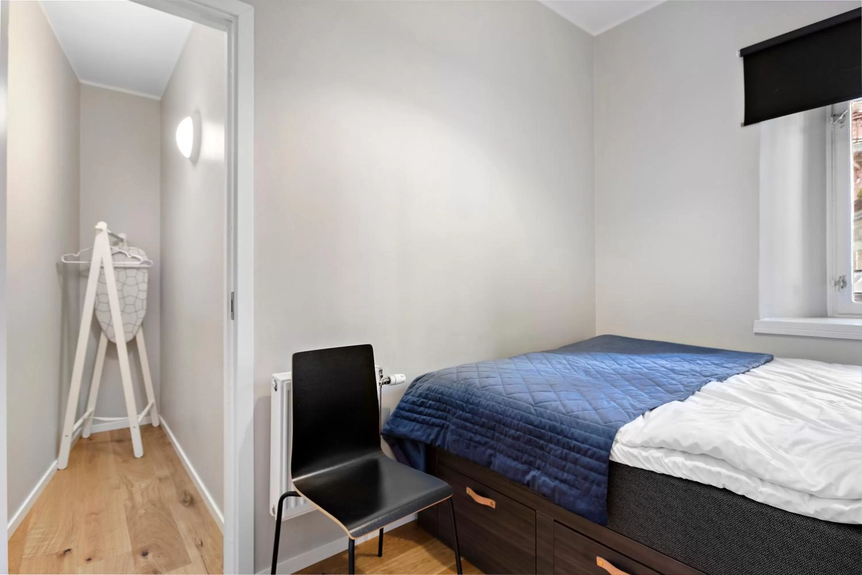 Bed in Best Western Hotel at 108