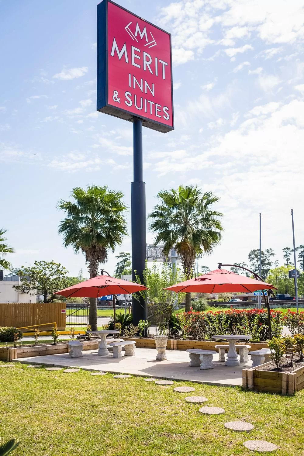 Area and facilities in Merit Inn and Suites