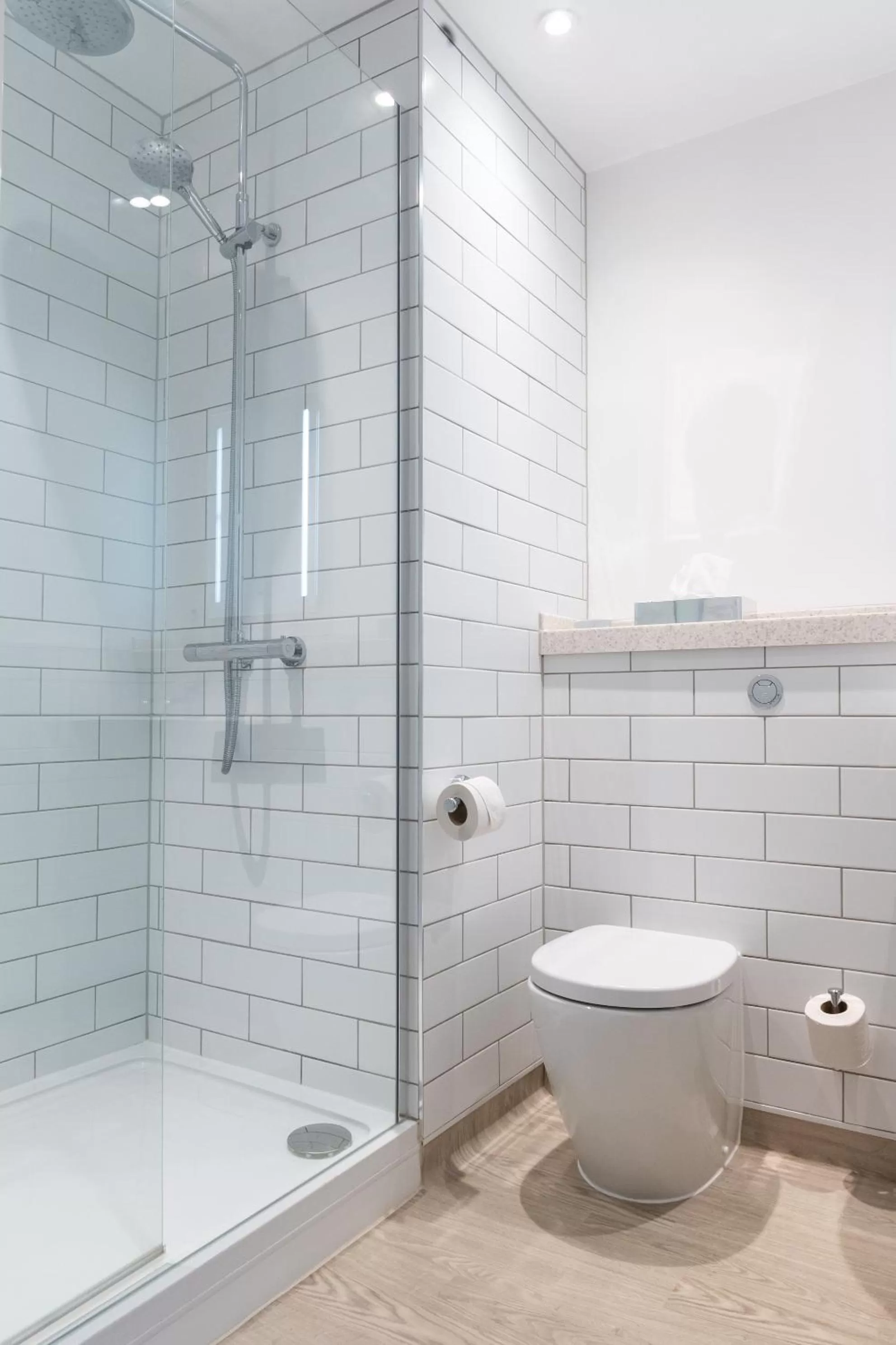 Bathroom in The Oatlands Chaser by Innkeeper's Collection