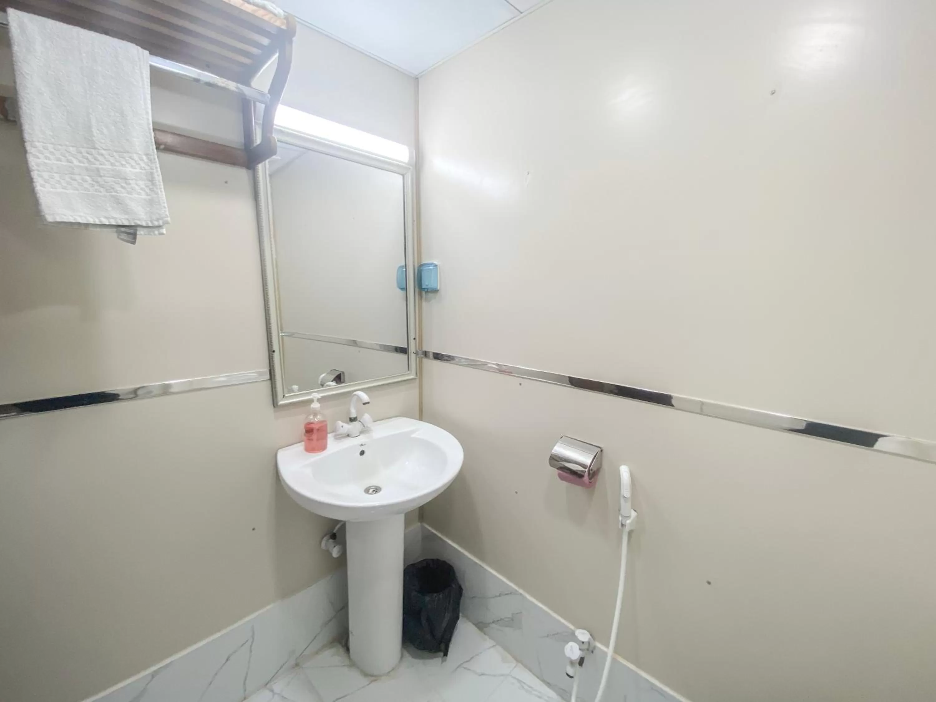 Bathroom in World Inn Karachi