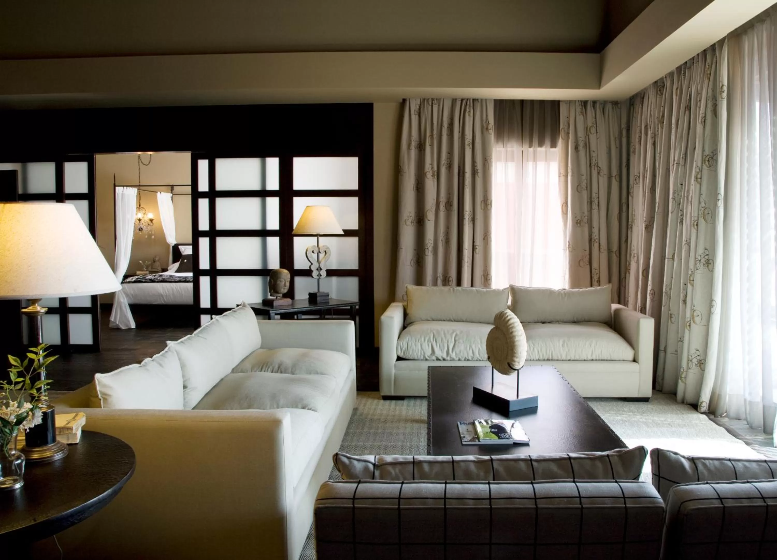 Bed in Asia Gardens Hotel & Thai Spa, a Royal Hideaway Hotel