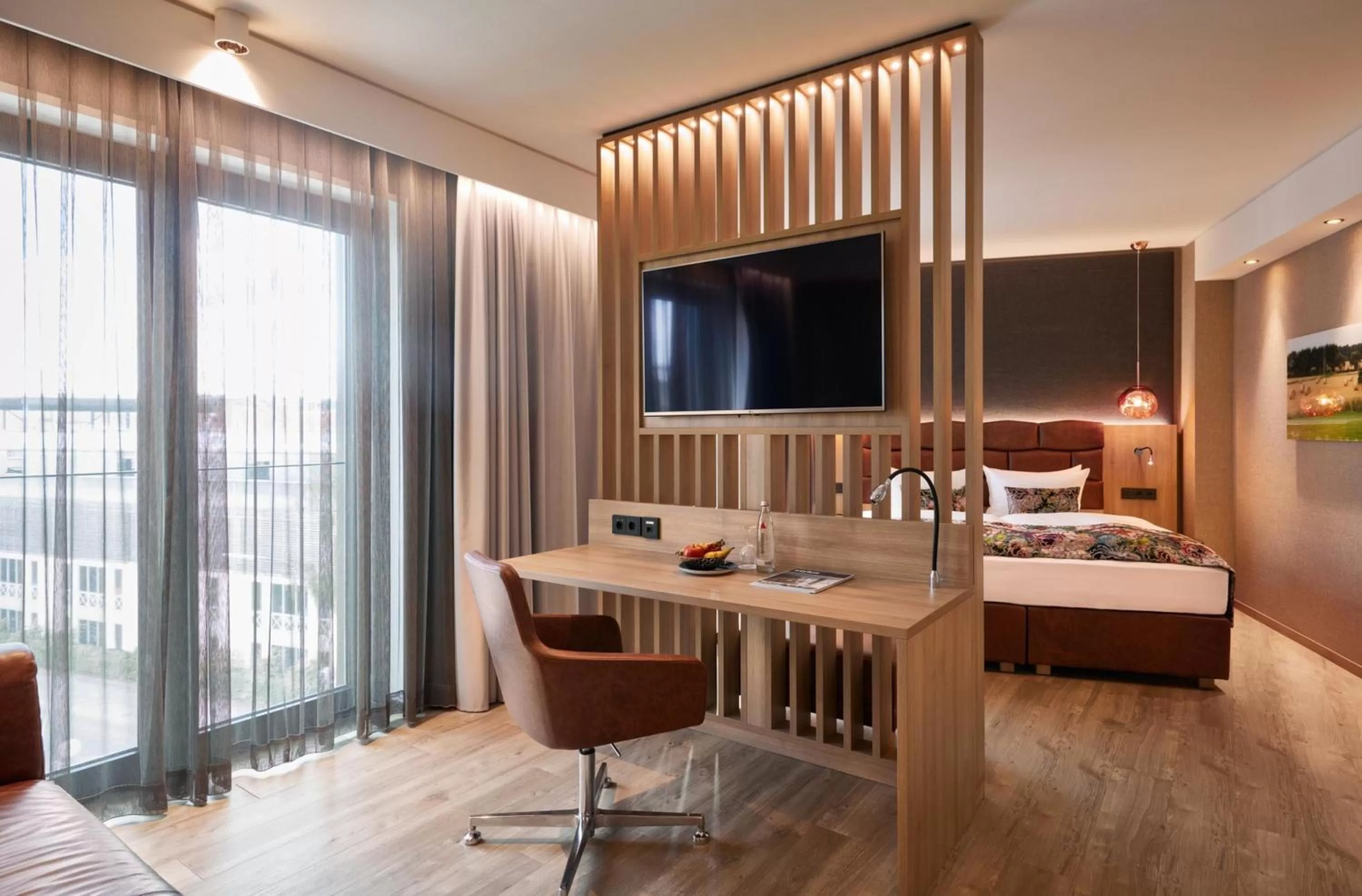 Photo of the whole room, Bed in Holiday Inn - Osnabrück by IHG