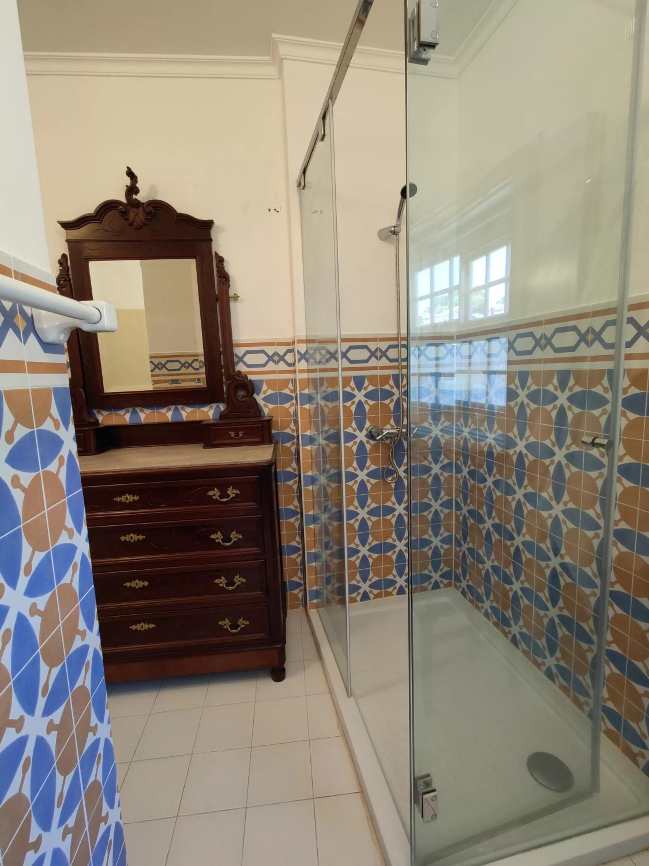 Bathroom in Vila Nazaré
