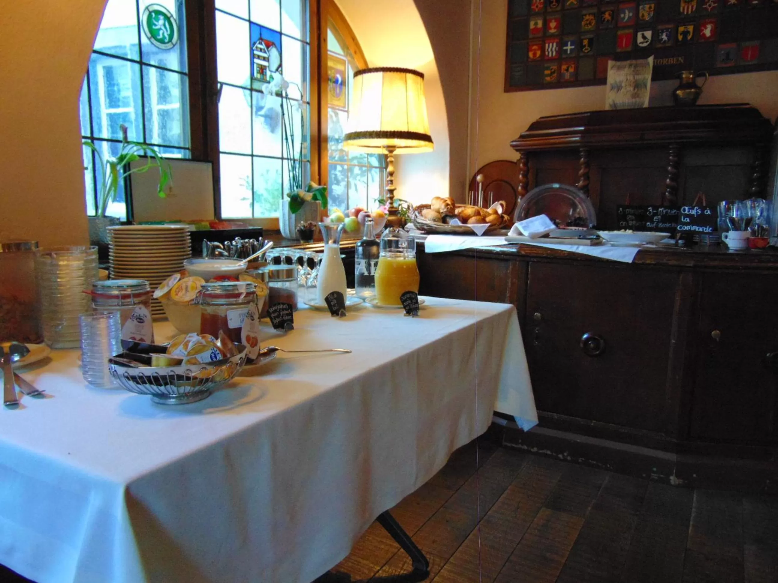Buffet breakfast in Zunfthaus zur Rebleuten