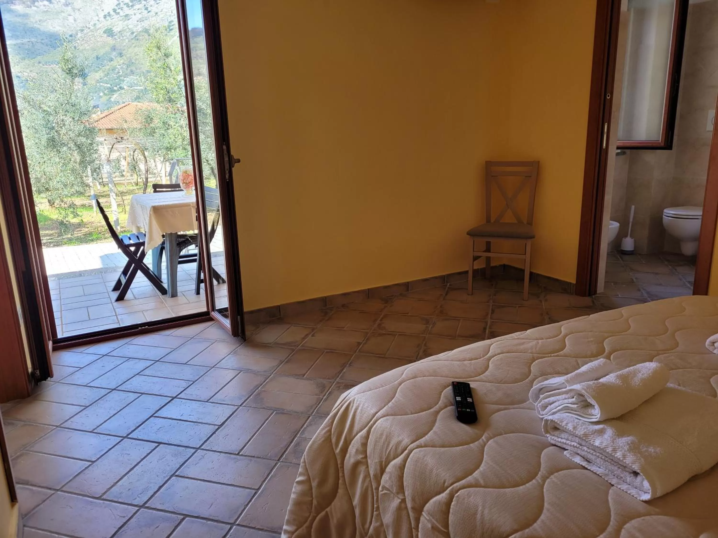 Alloggio turistico Magnifico Alessandro Valle Bernardo 04025 Lenola nei pressi di Fondi LT