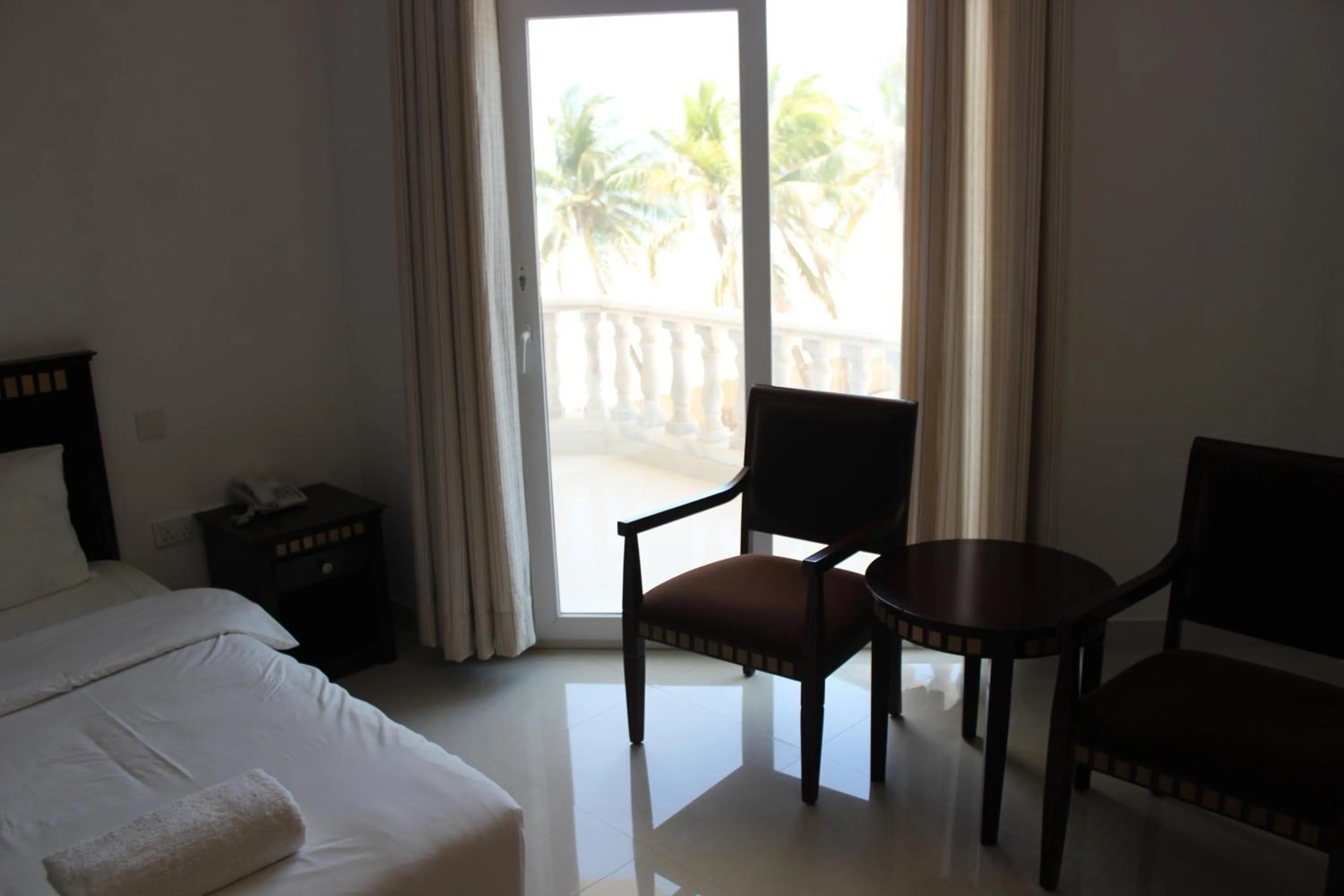Balcony/Terrace, Bed in Beach Resort Salalah