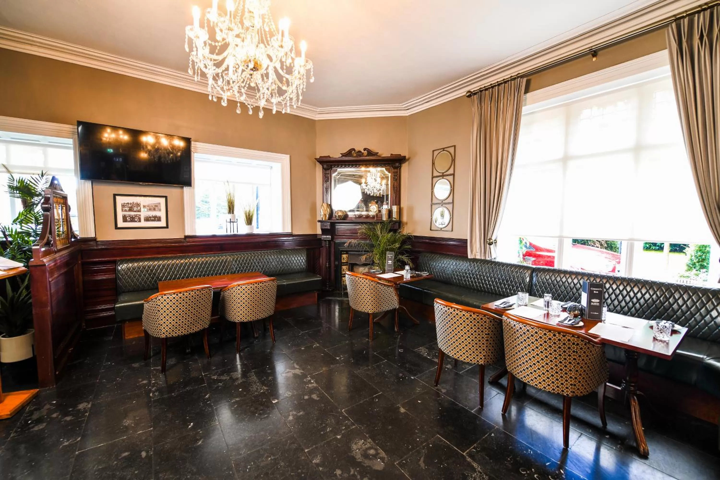 Restaurant/places to eat in Blarney Woollen Mills Hotel - BW Signature Collection