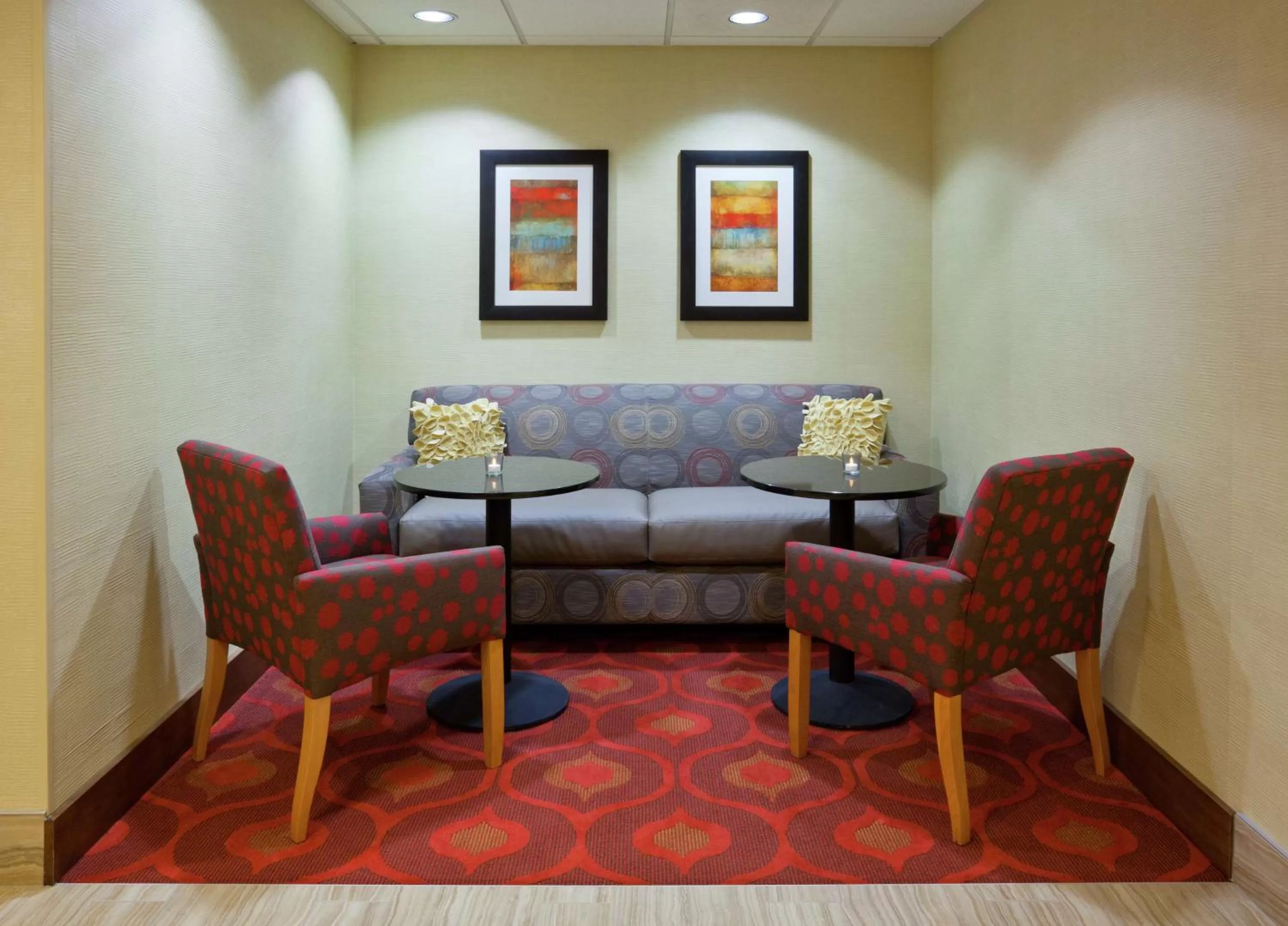 Lobby or reception in Hampton Inn Rockford