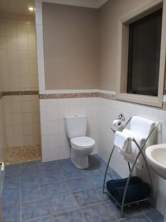 Bathroom in Conach House