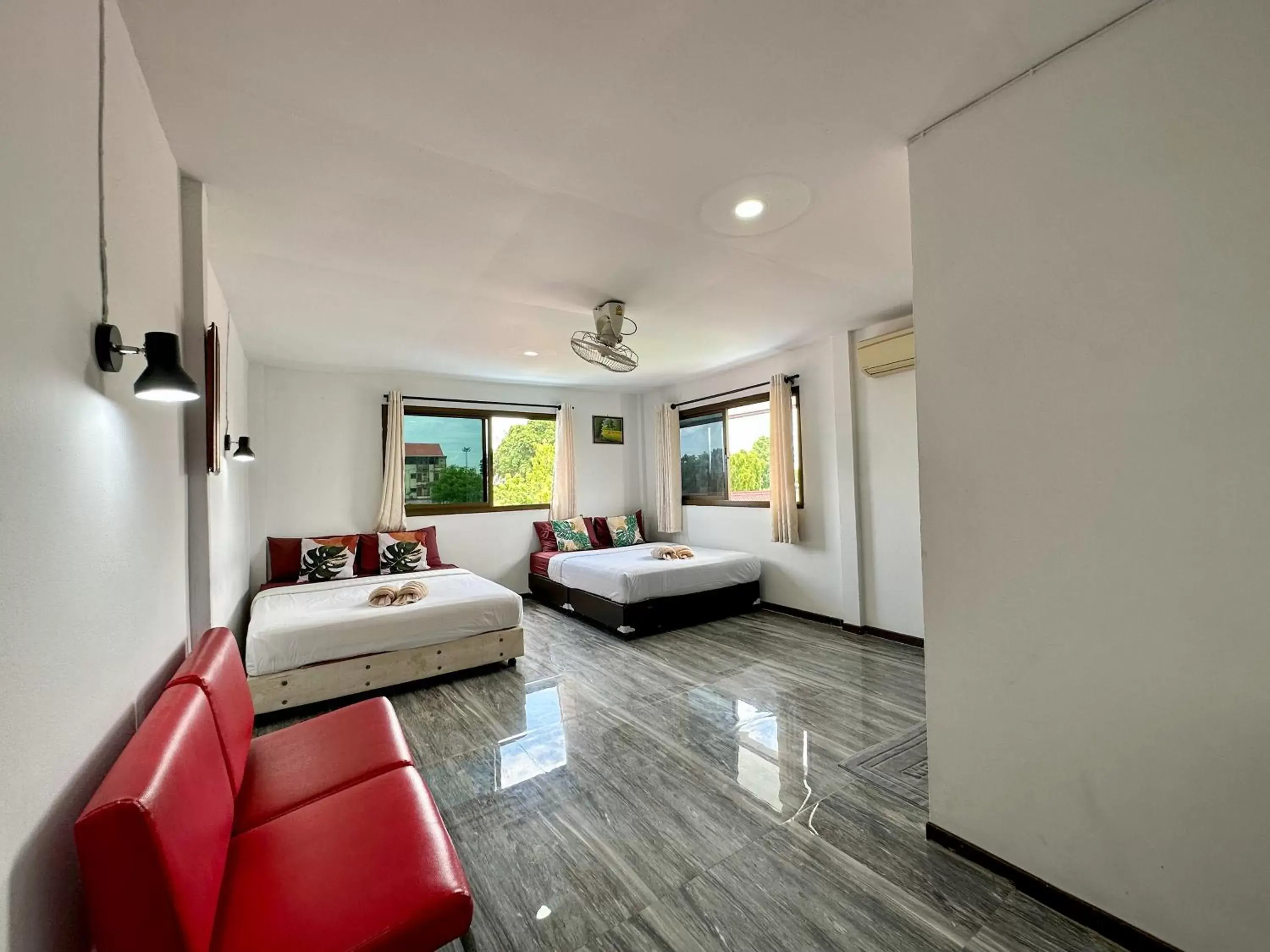 Classic Quadruple Room in Your Home AYUTTHAYA Classic Quadruple Room in Your Home AYUTTHAYA