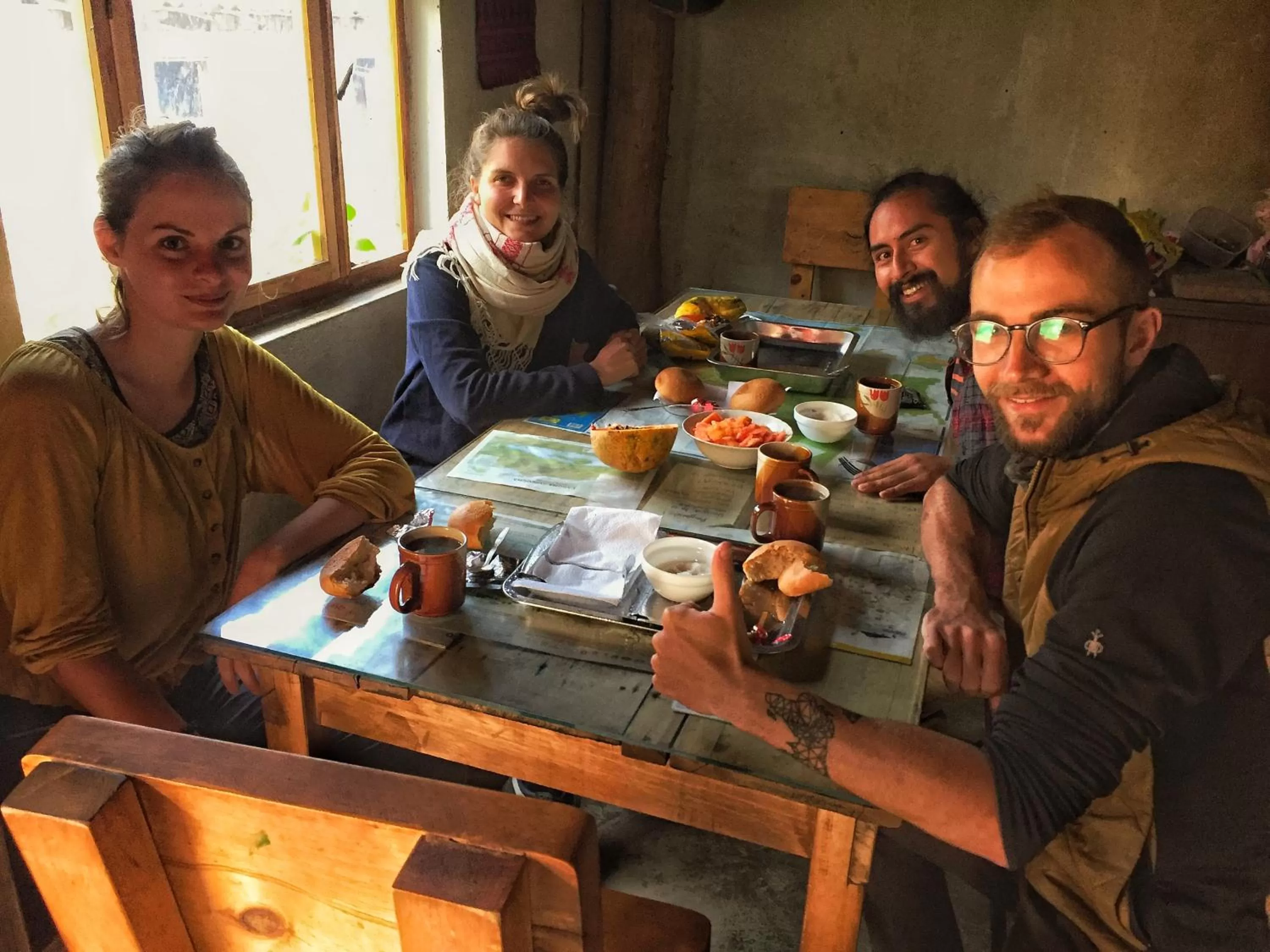 People in El Tio Hostal