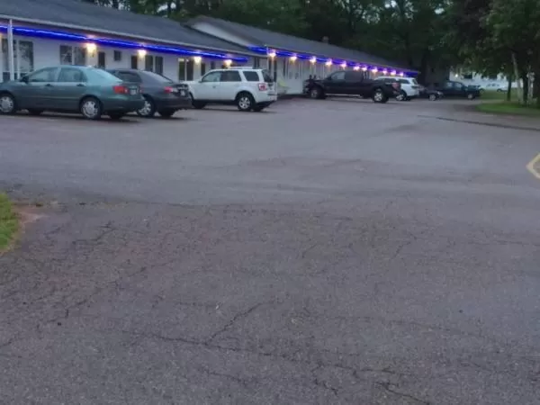 Street view in Carleton Motel and Coffee Shop