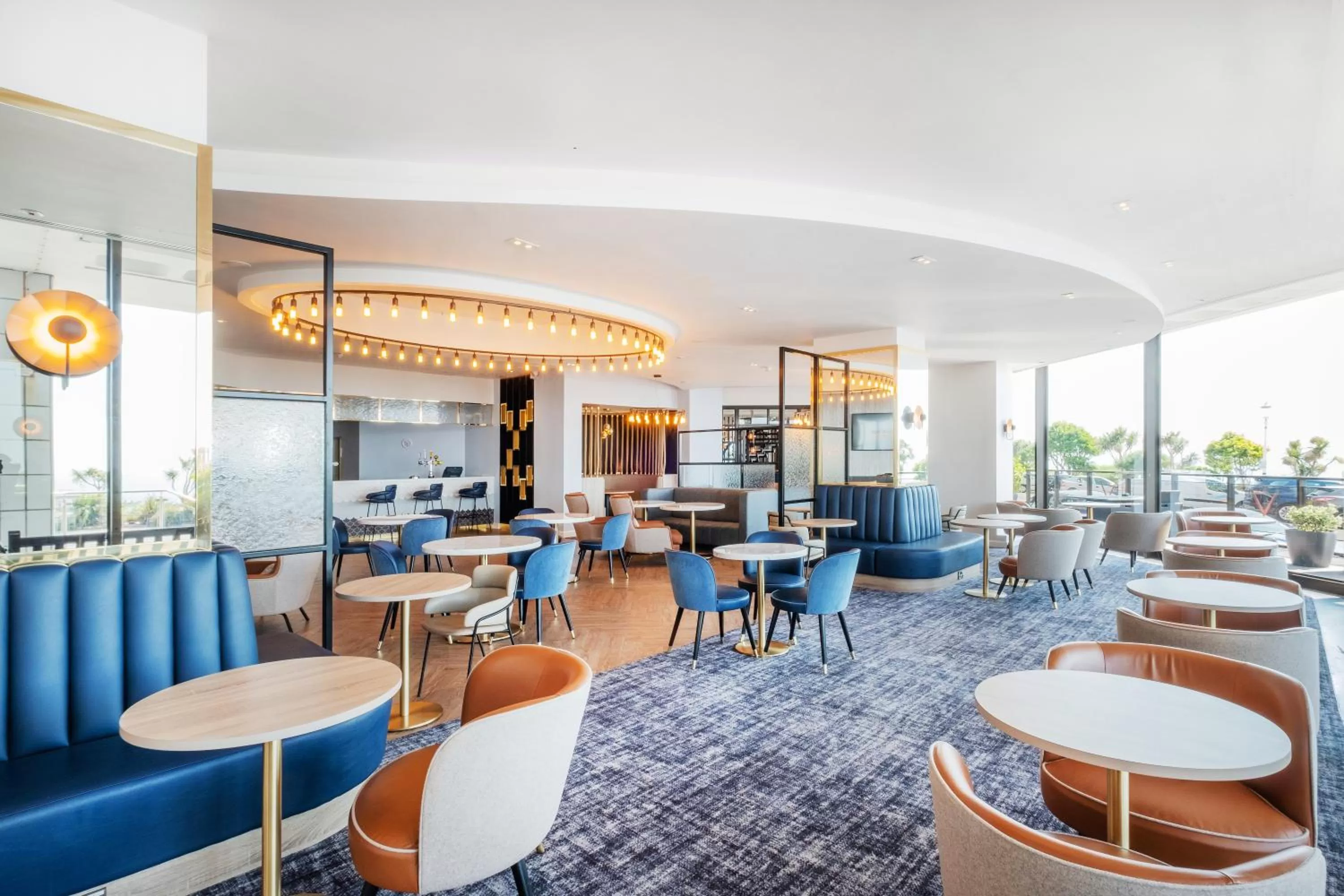 Restaurant/places to eat in The View Hotel