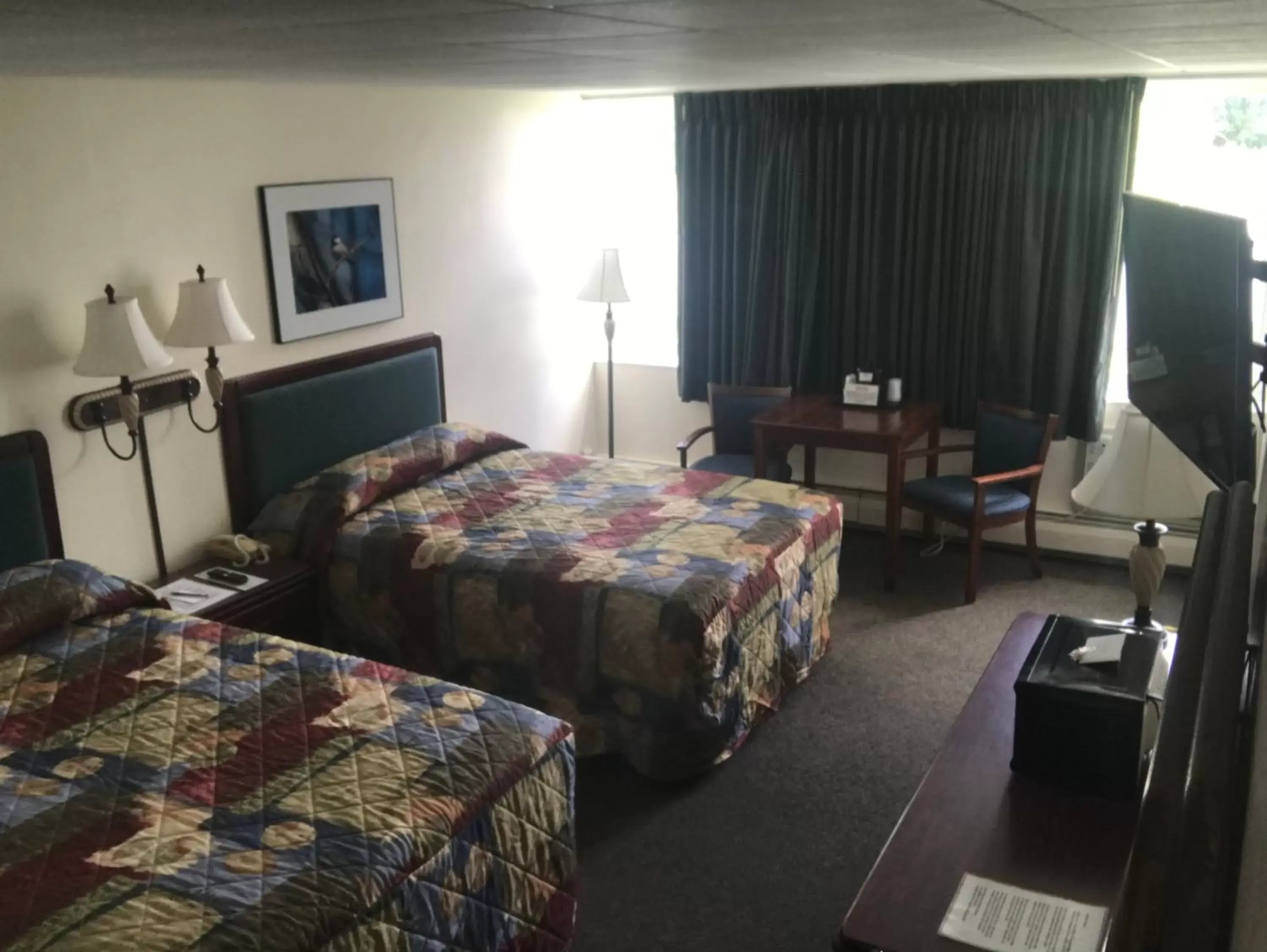 Double Room with Two Double Beds in Baxter Park Inn Double Room with Two Double Beds in Baxter Park Inn