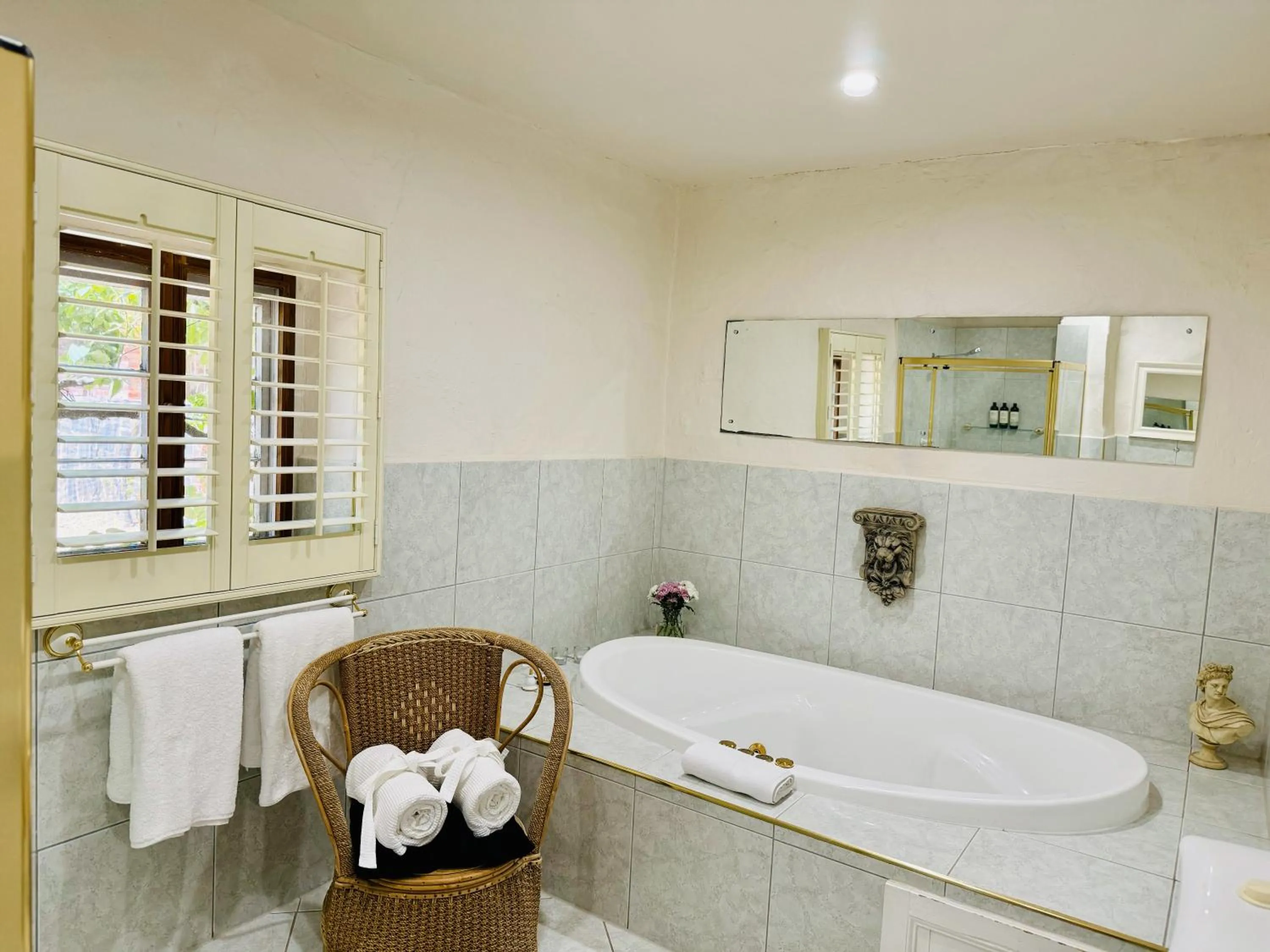 Bathroom in Jacobs Creek Retreat - Barossa Valley