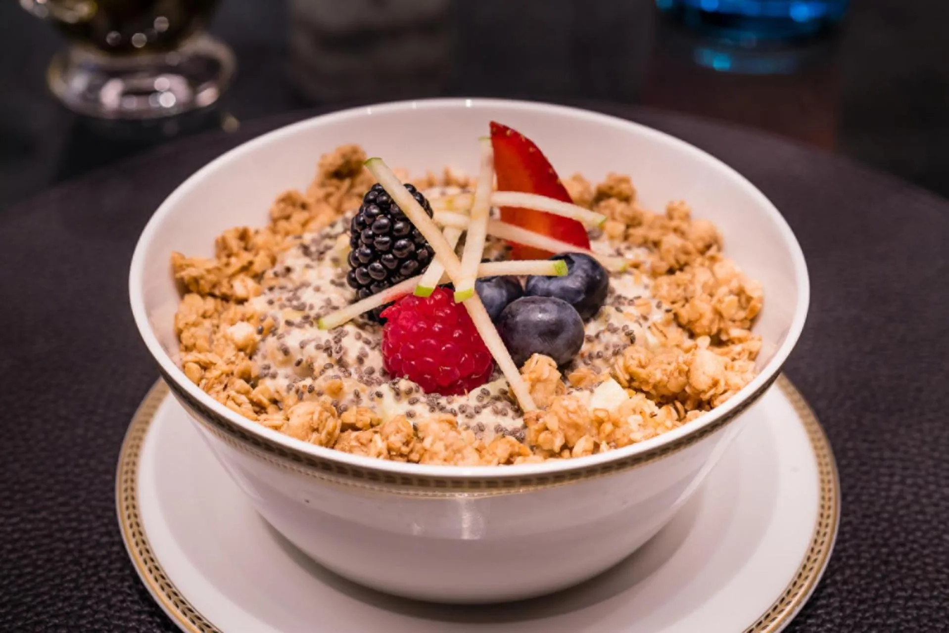 Breakfast in Four Seasons Hotel London at Tower Bridge