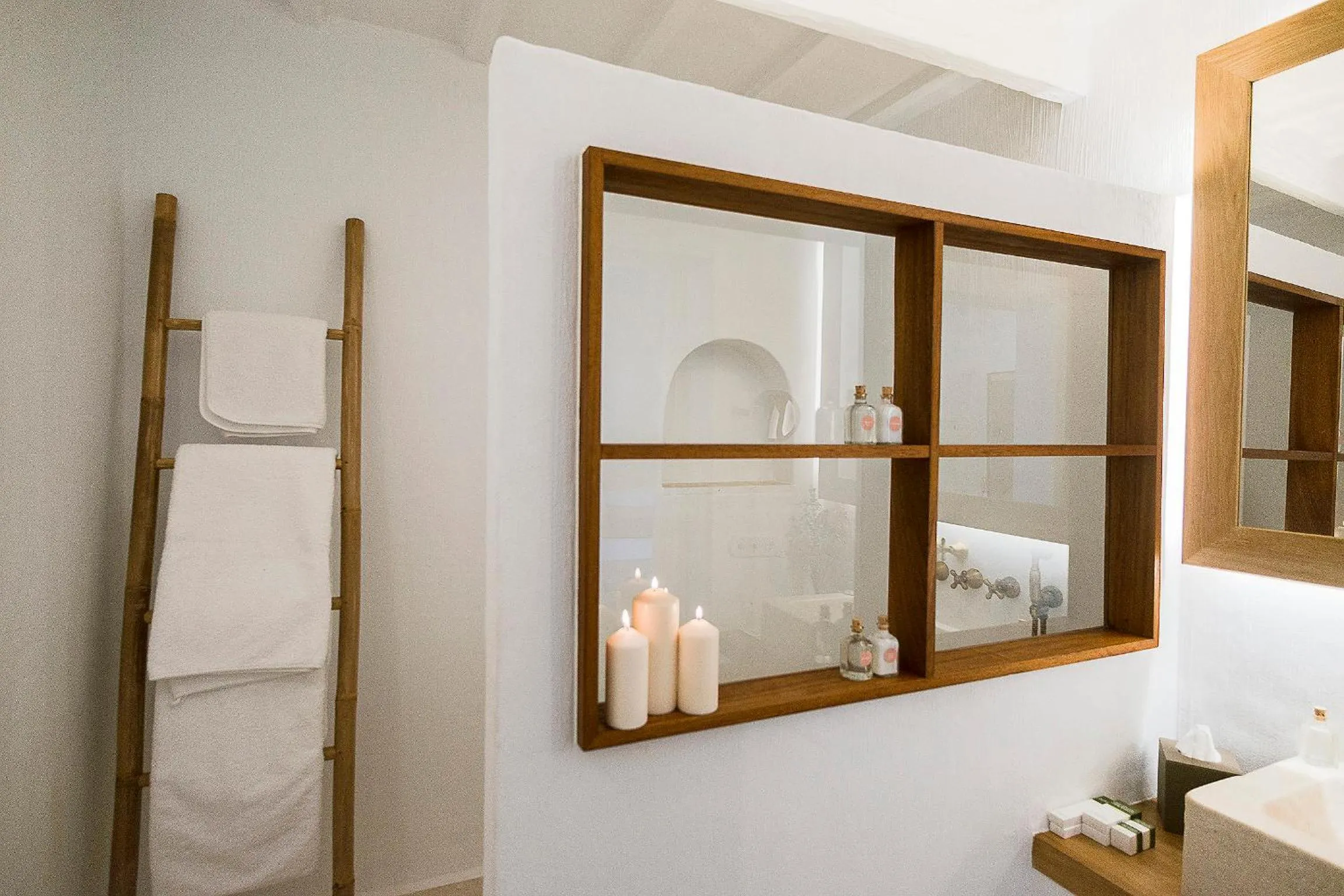 Bathroom in S'Hotelet d'es Born - Suites & SPA