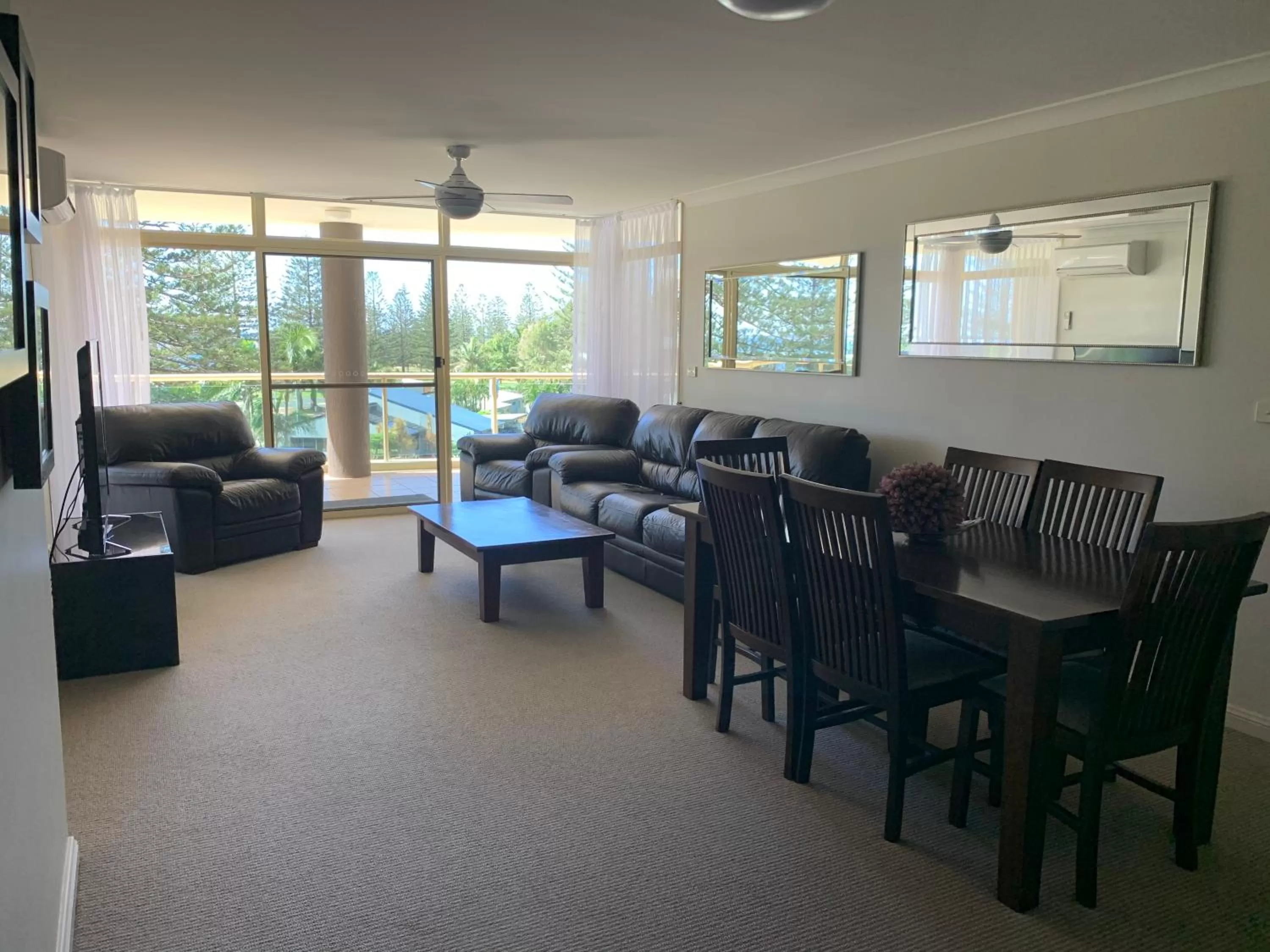 Living room in Northpoint Apartments