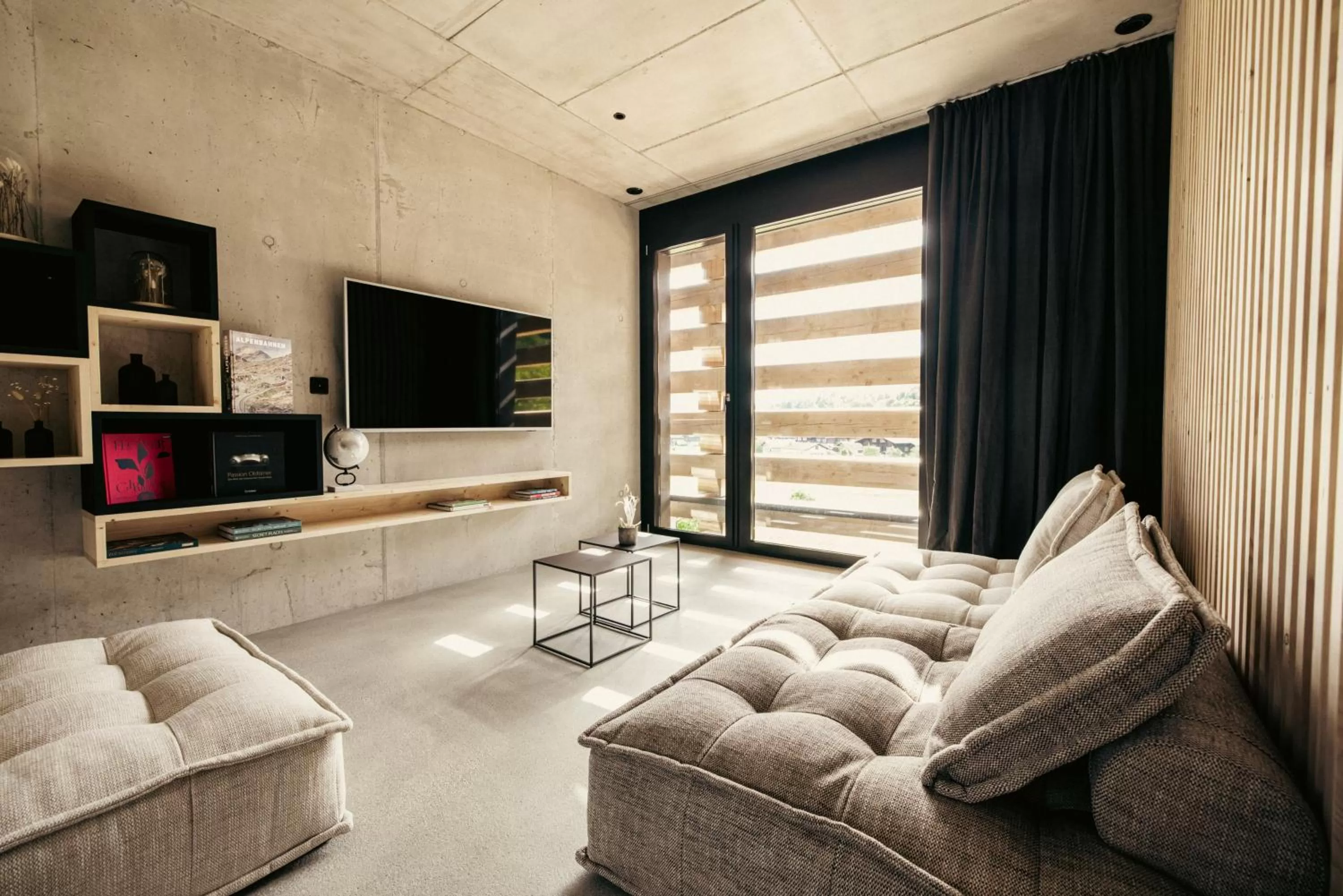 Living room in Bretterhotel