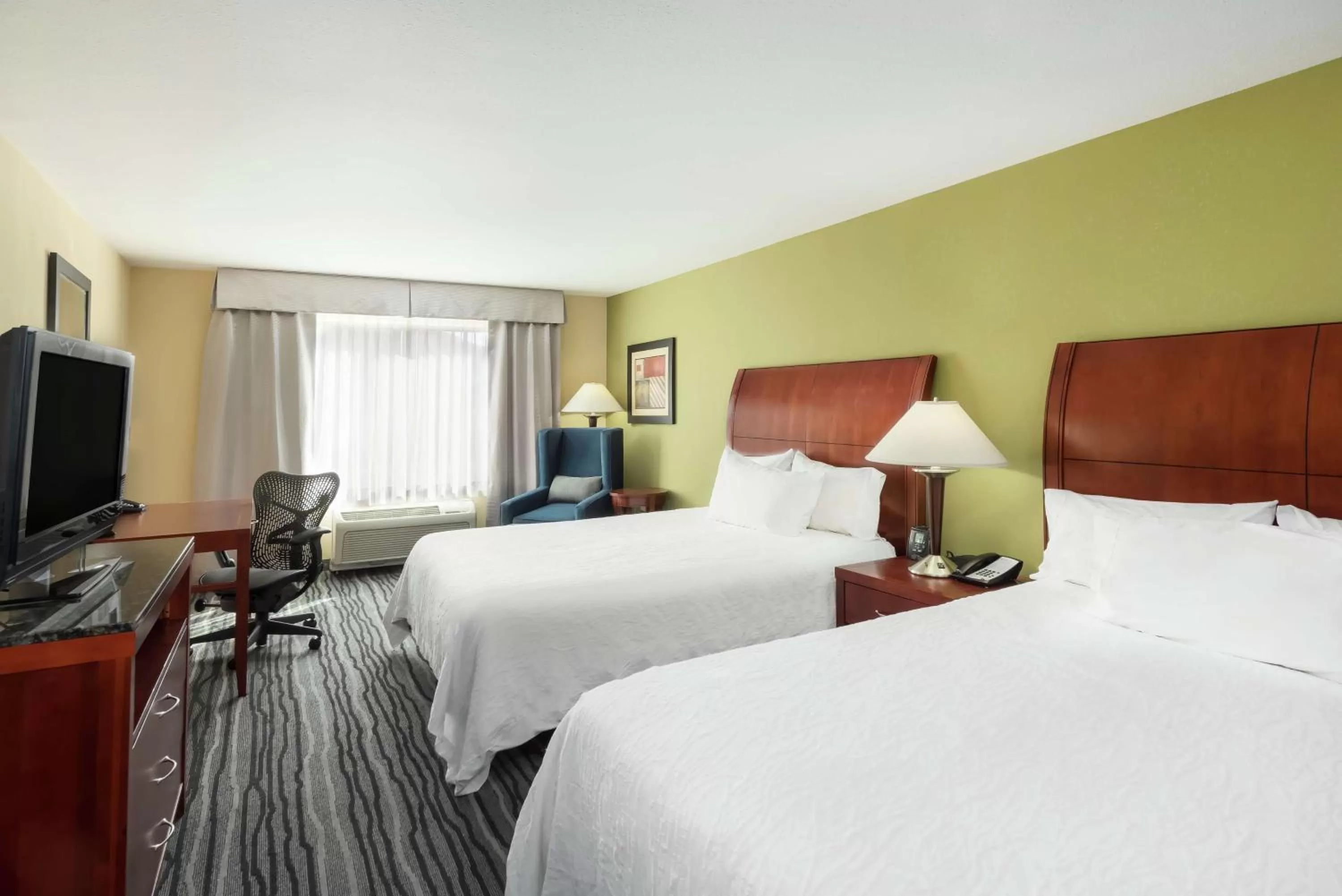 Bedroom, Bed in Hilton Garden Inn St. Louis Shiloh/O'Fallon IL