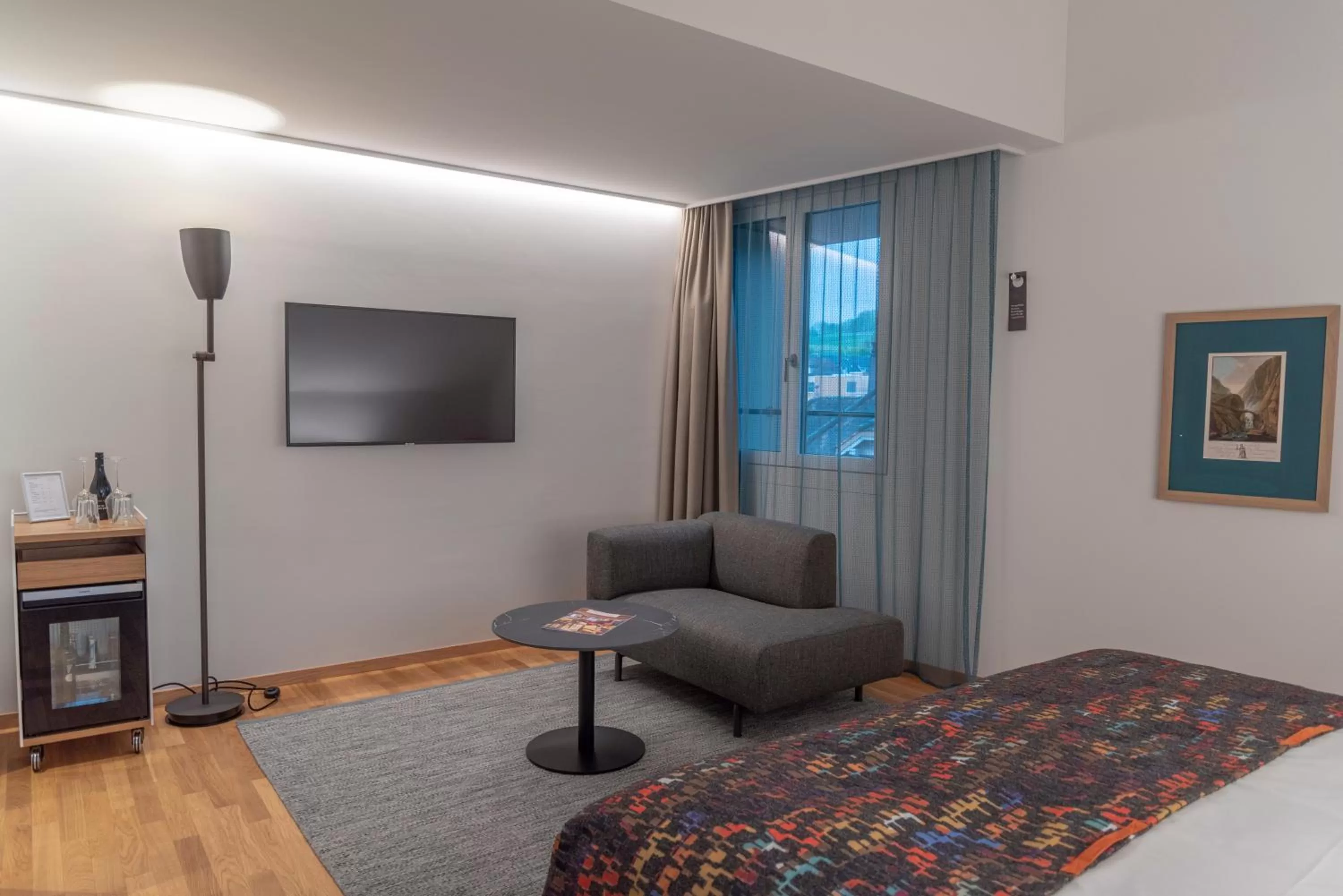 TV and multimedia, Bed in CASPAR Swiss Quality Hotel