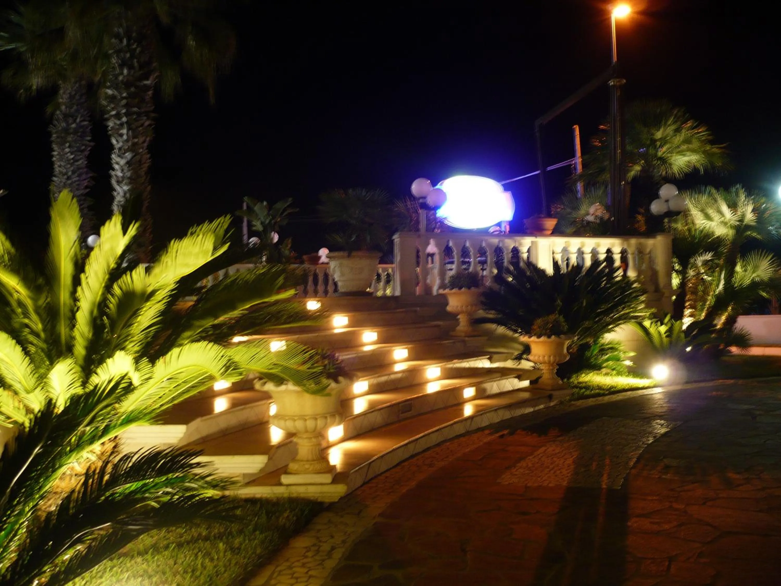 Facade/entrance in Hotel Mediterraneo