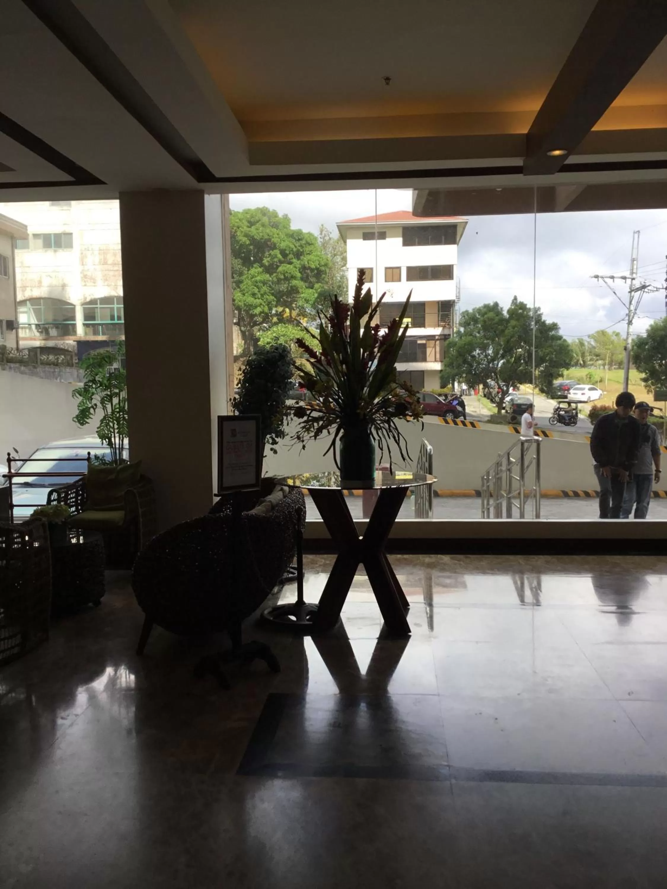 Condo with Free Swimming Pool & Viewing Deck