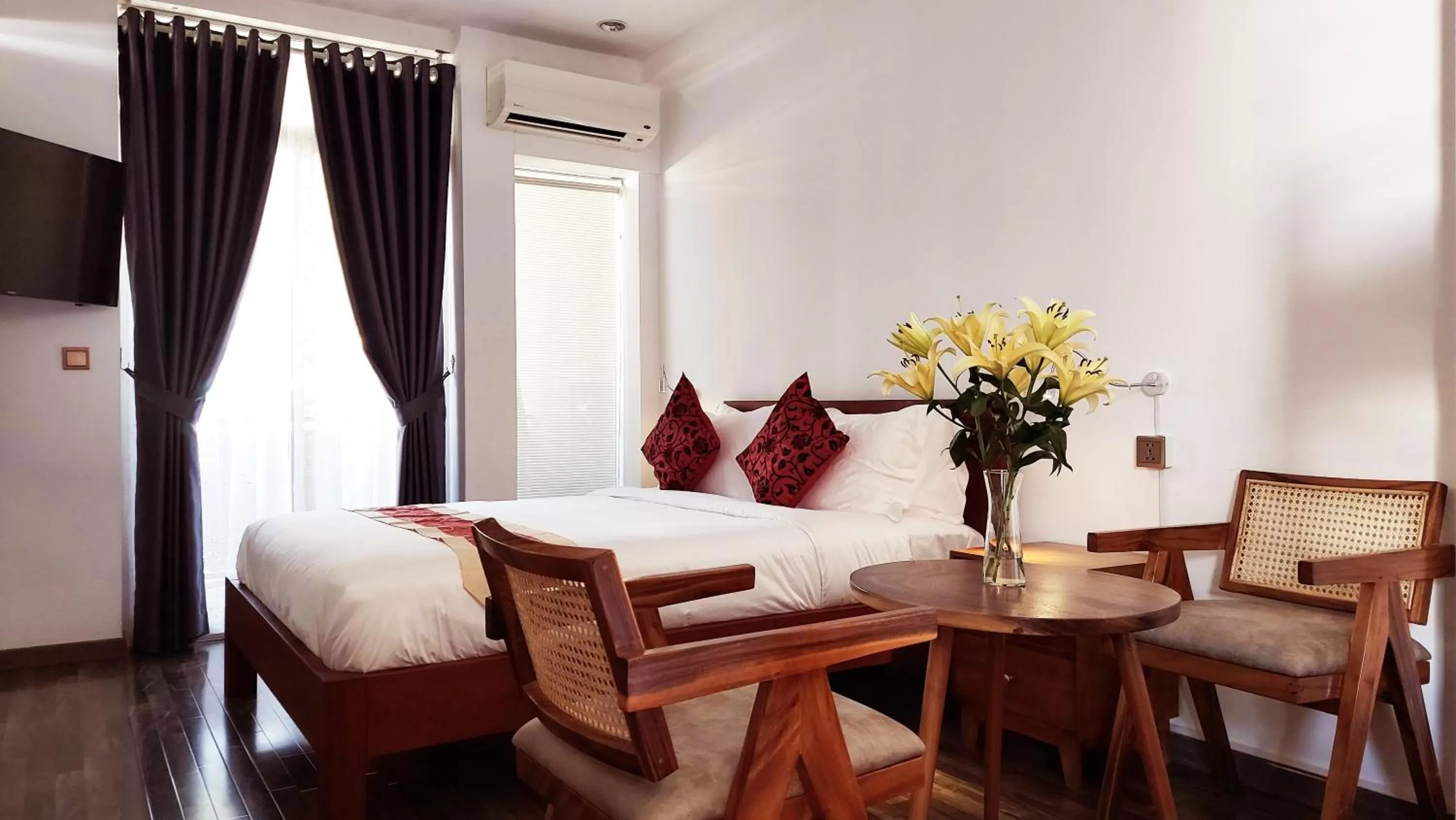 Quadruple Room with Terrace in Sok Hotel And Coffee Siem Reap