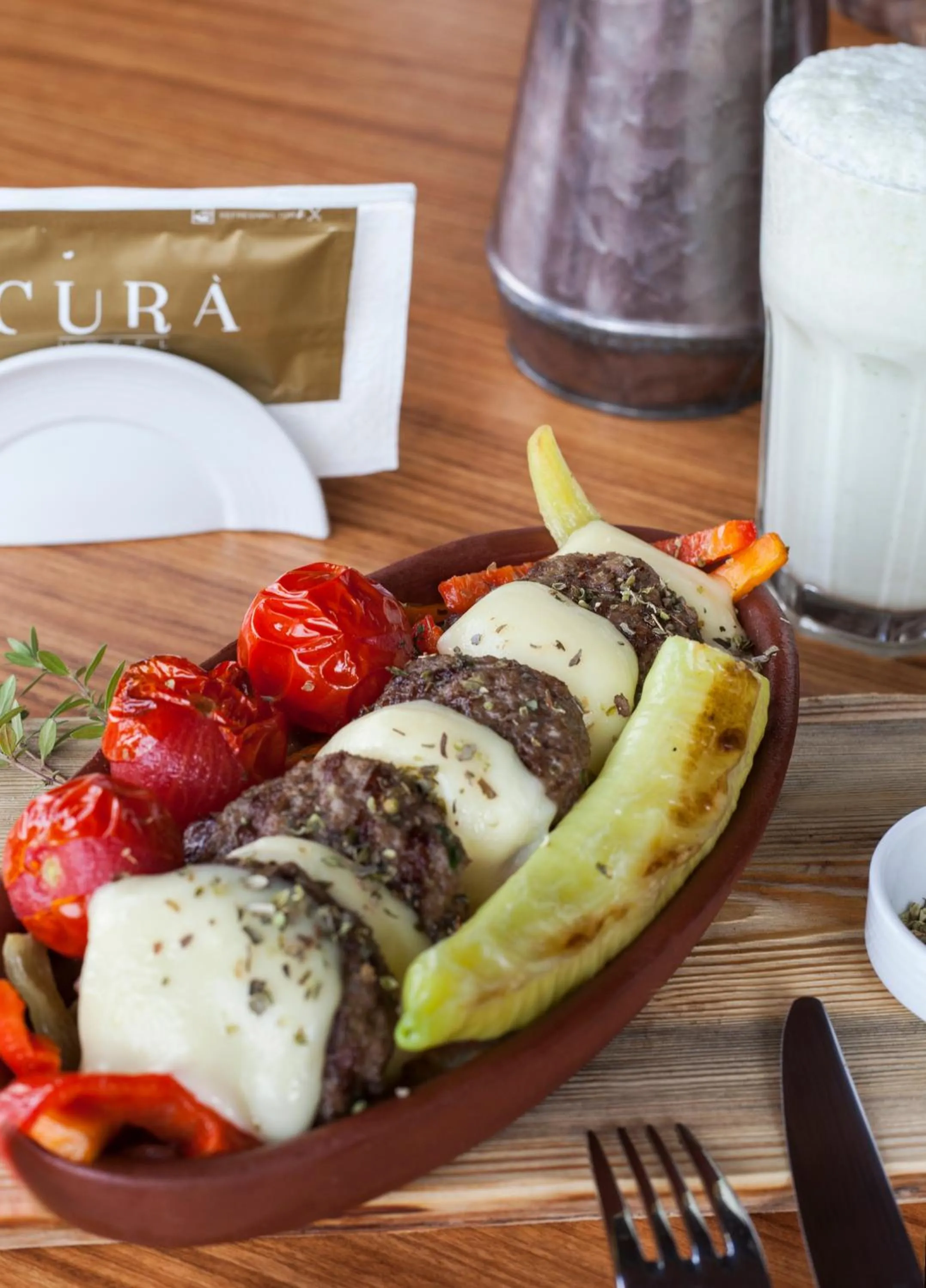 Food and drinks in Hotel Cura