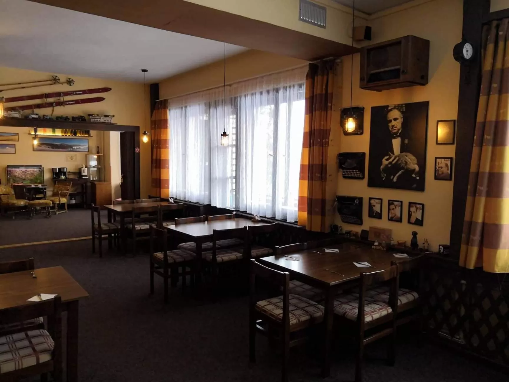 Property building, Restaurant/Places to Eat in Hotel Alfa