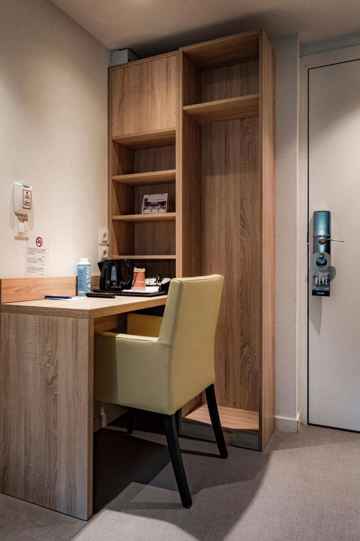 hair dresser in Kyriad Annemasse - Geneve