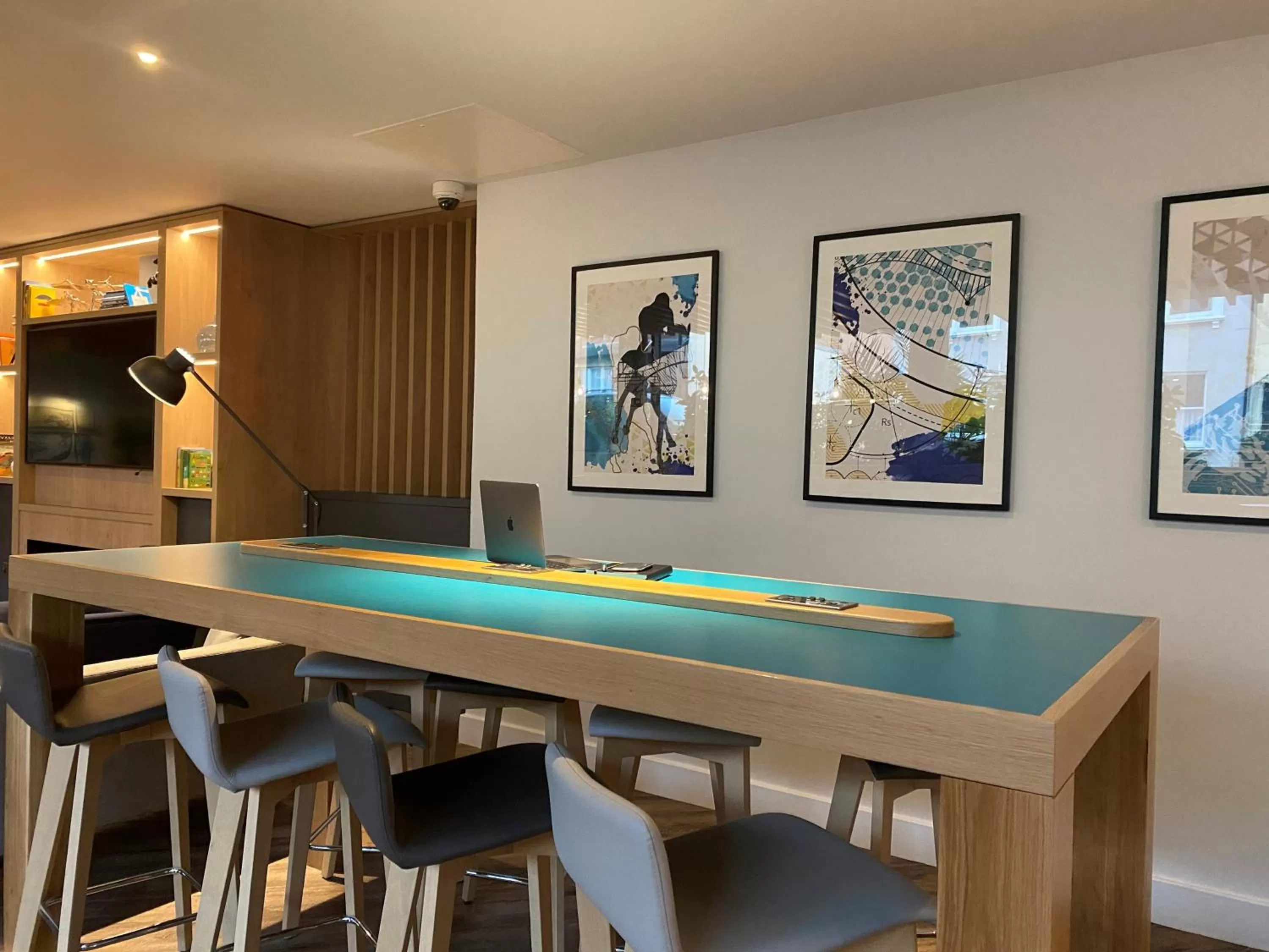 Meeting/conference room in Holiday Inn Express Cheltenham Town Centre by IHG