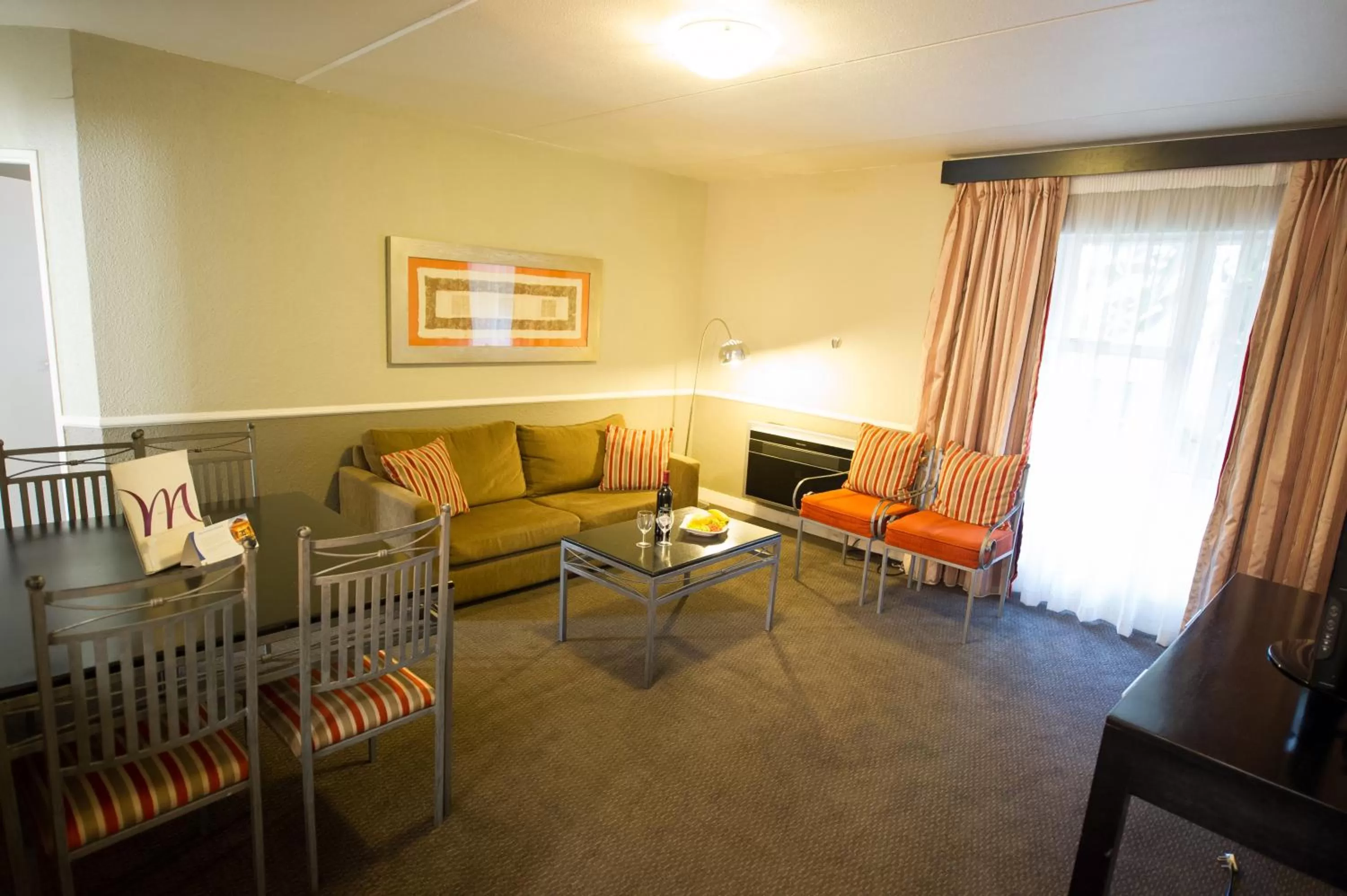 Seating area in Mercure Hotel Nelspruit