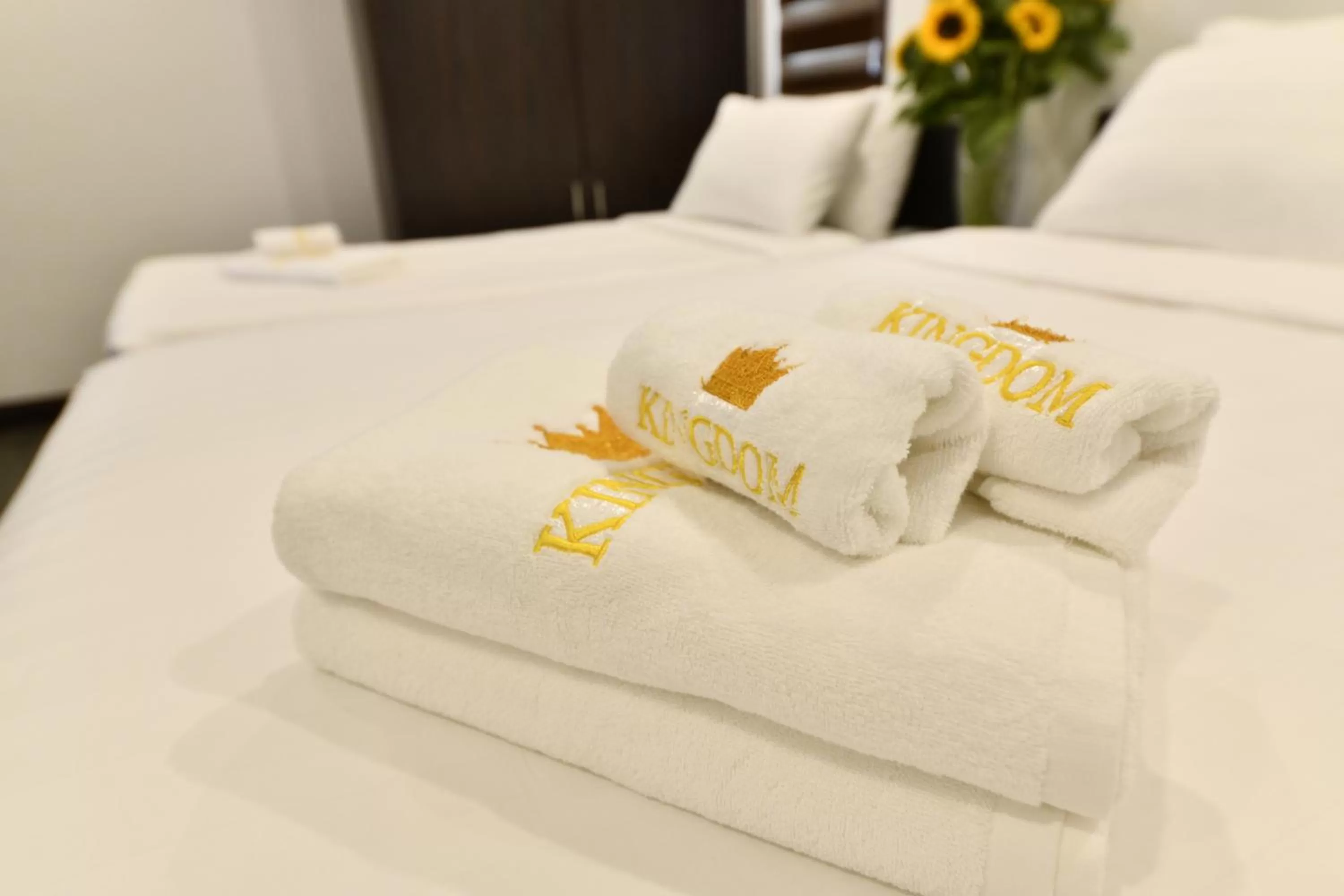 Bedroom, Bed in Kingdom Hotel Hanoi