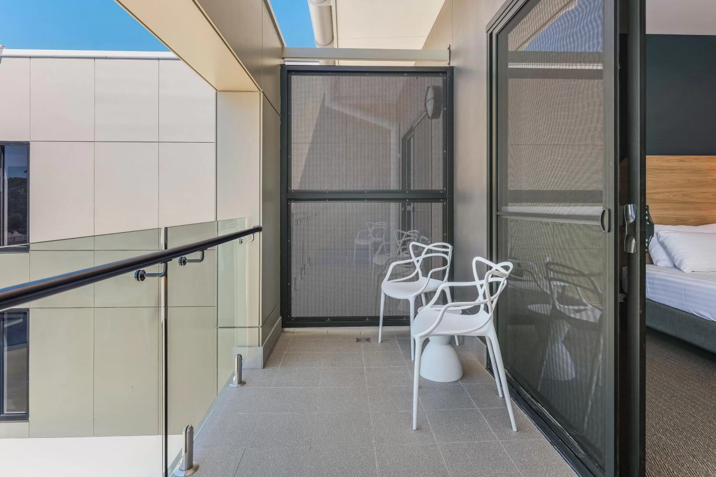 Executive King Room with Balcony in Springs Newcastle