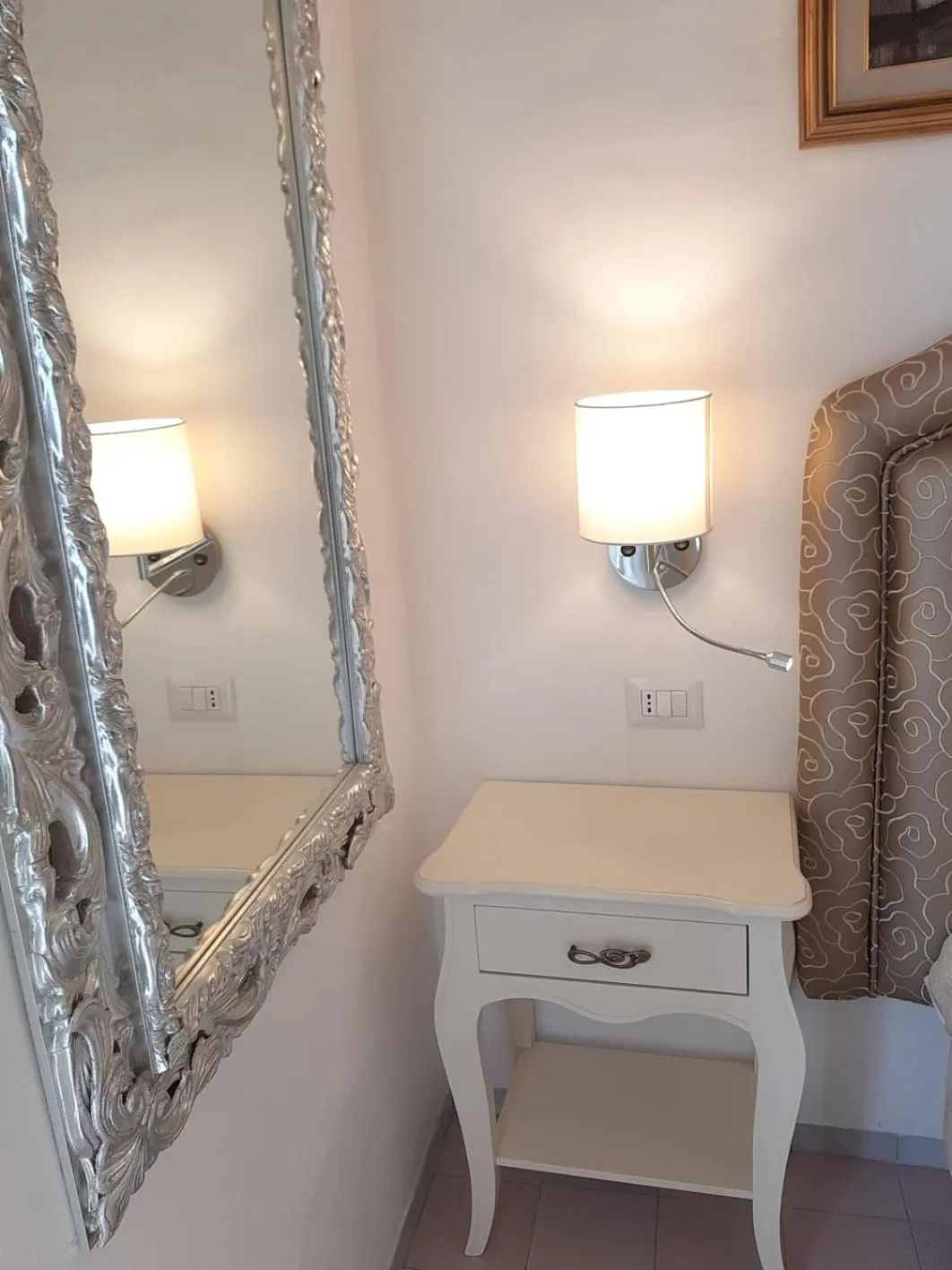 Bedroom in Hotel La Perla