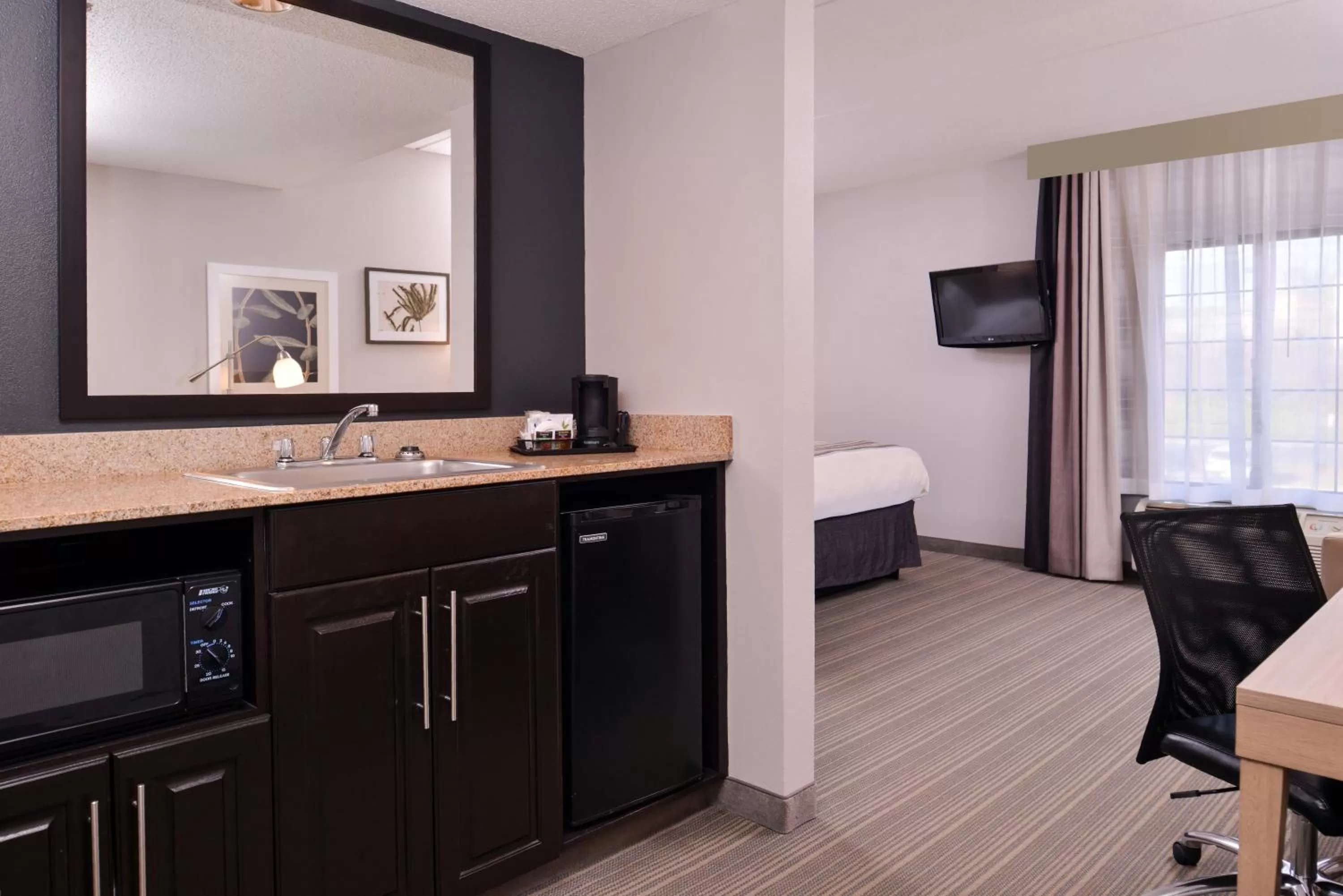 Country Inn & Suites by Radisson Raleigh-Durham Airport NC